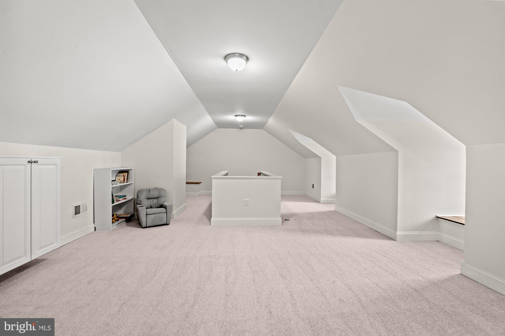 Real estate listing preview #60