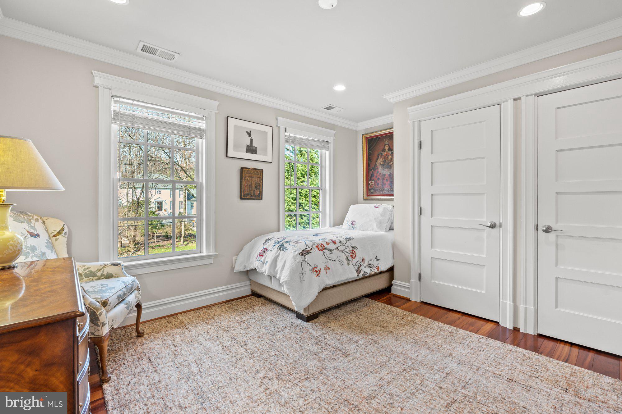 Real estate listing preview #54