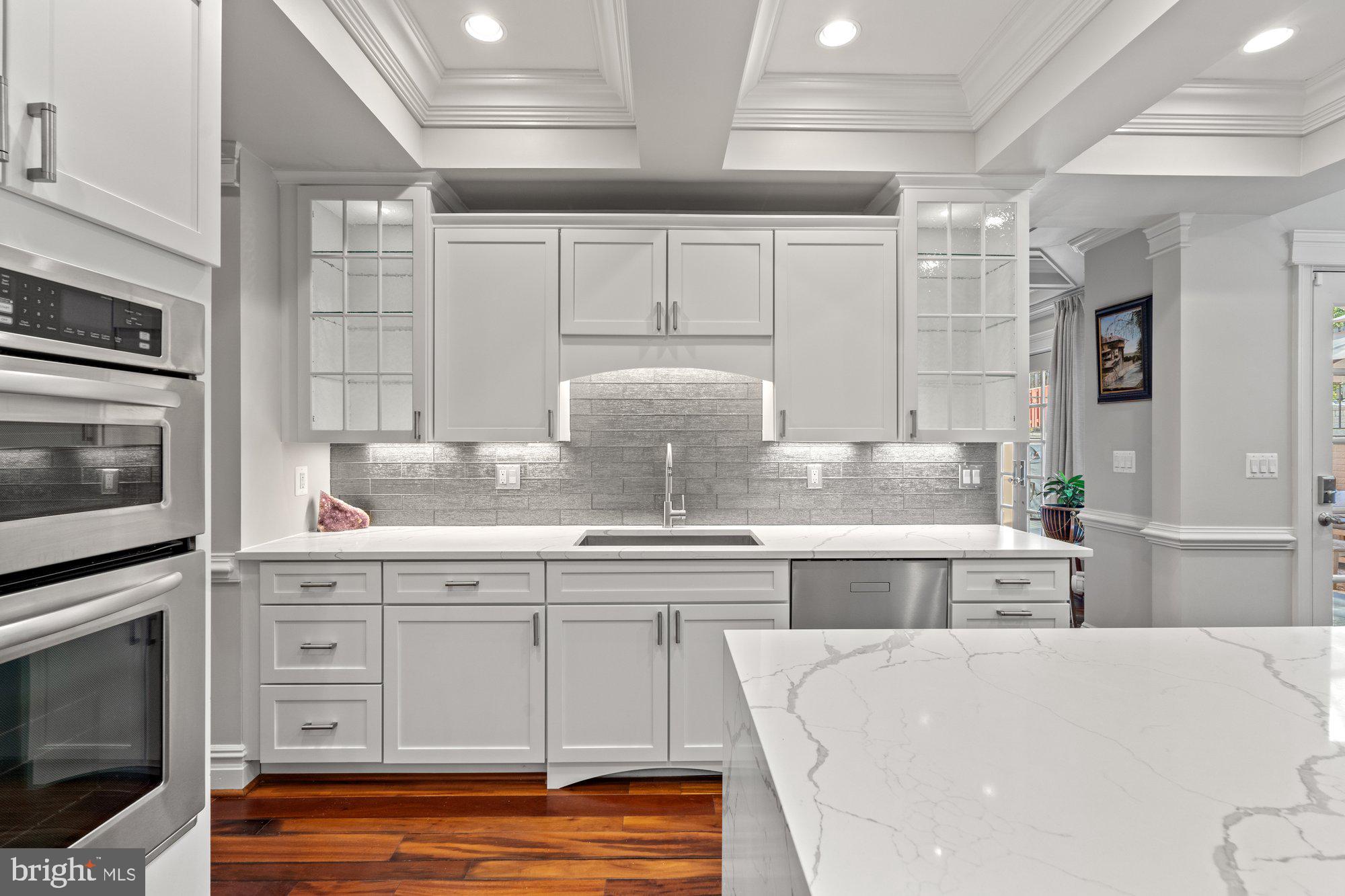 Real estate listing preview #22