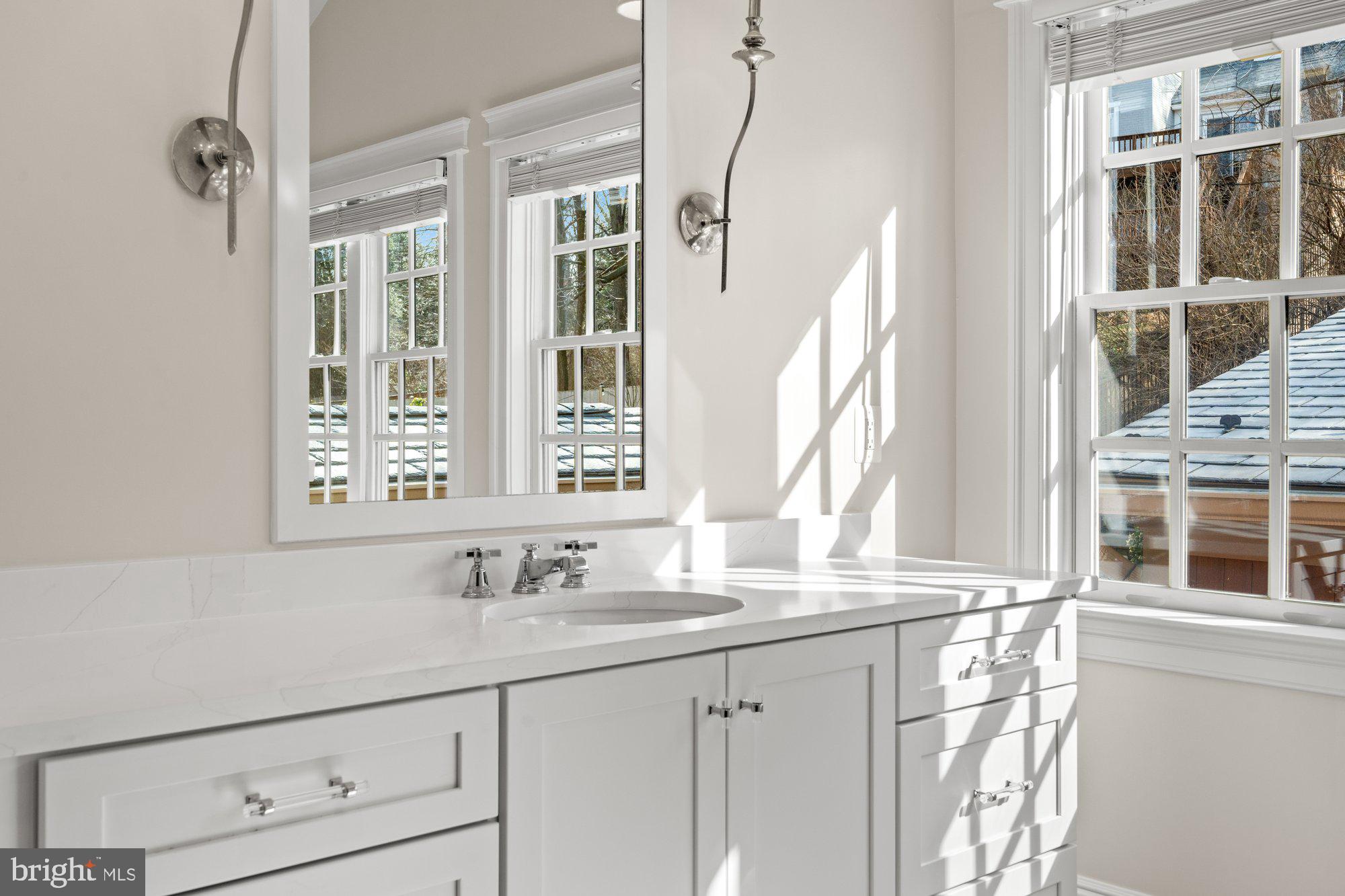 Real estate listing preview #42