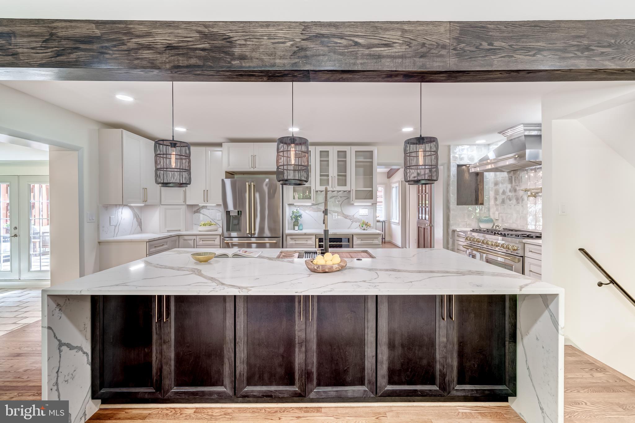 Real estate listing preview #3