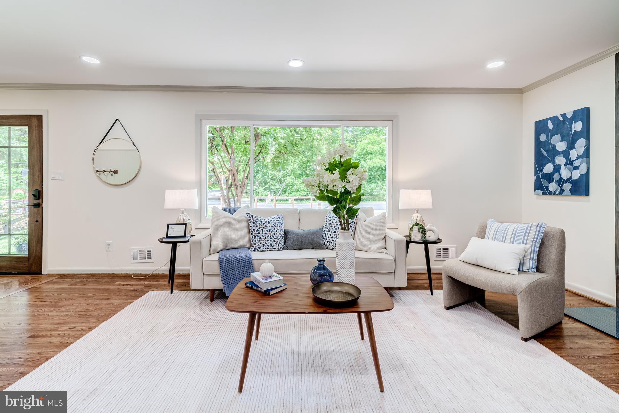 Real estate listing preview #14