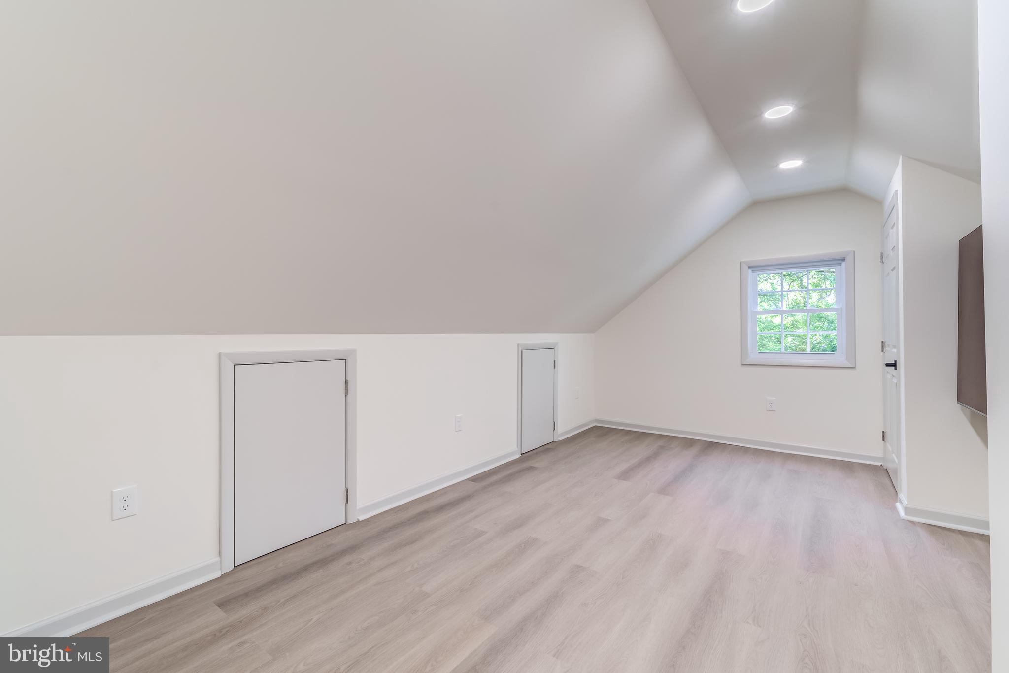 Real estate listing preview #59