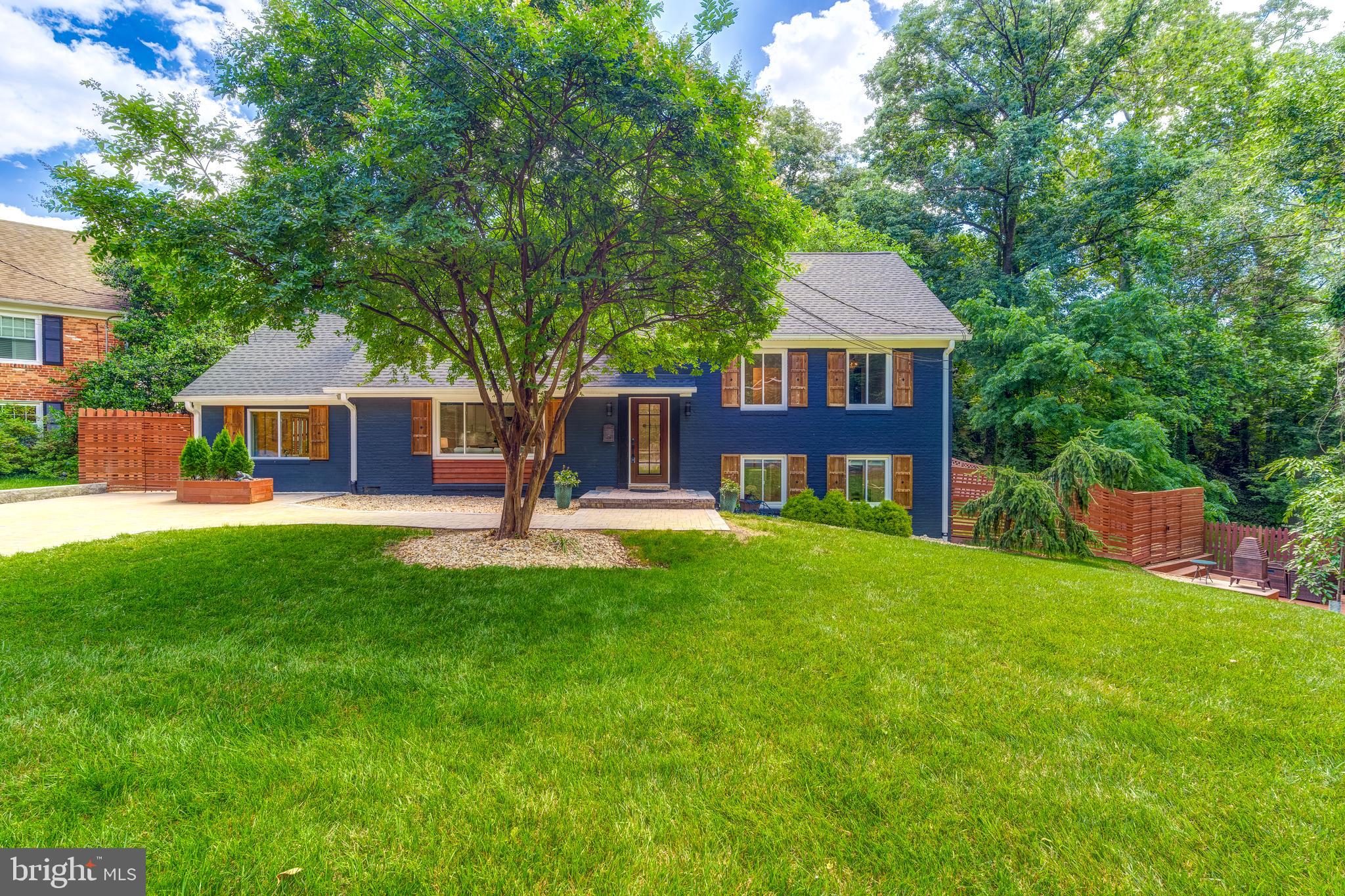 Real estate listing preview #12