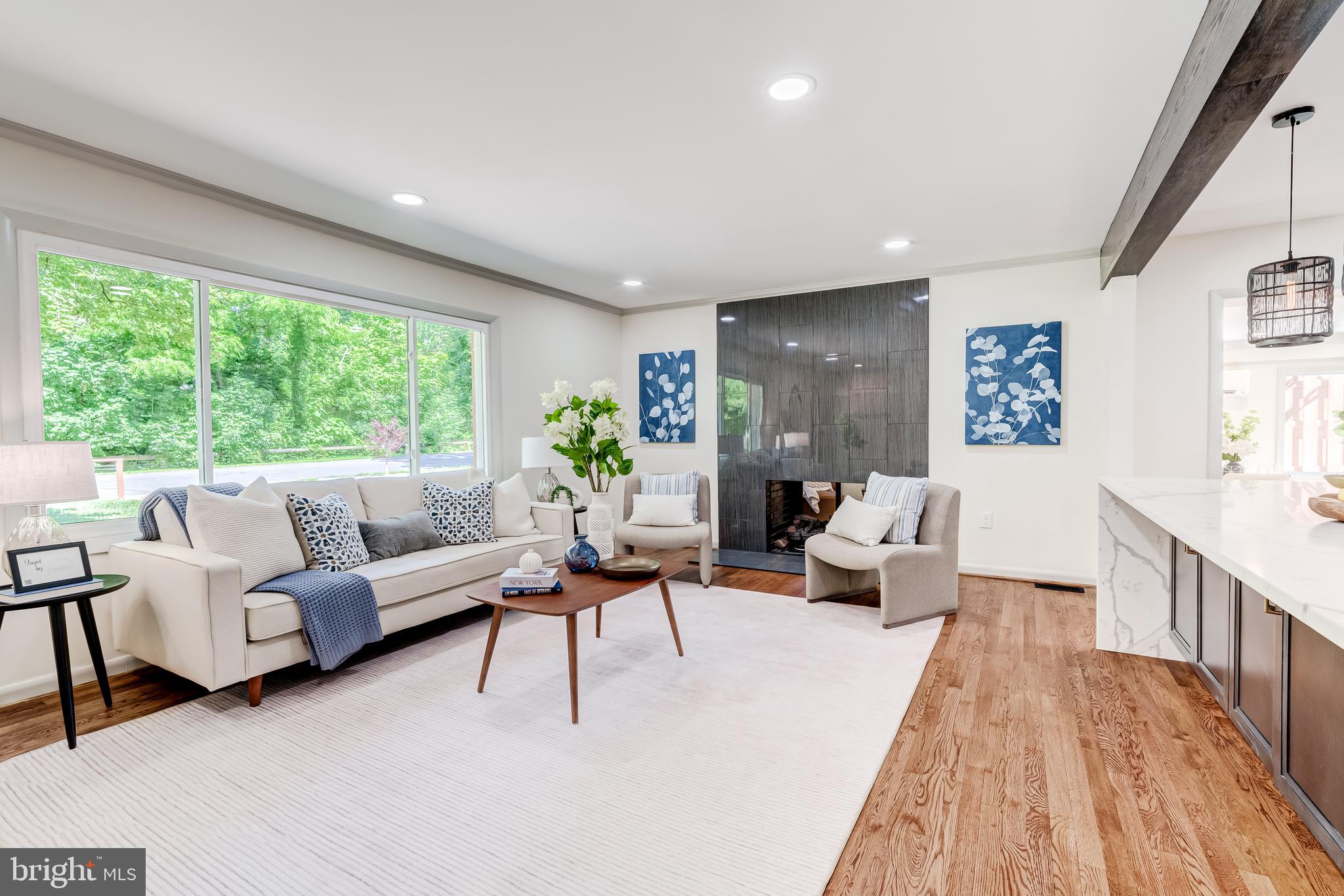 Real estate listing preview #4