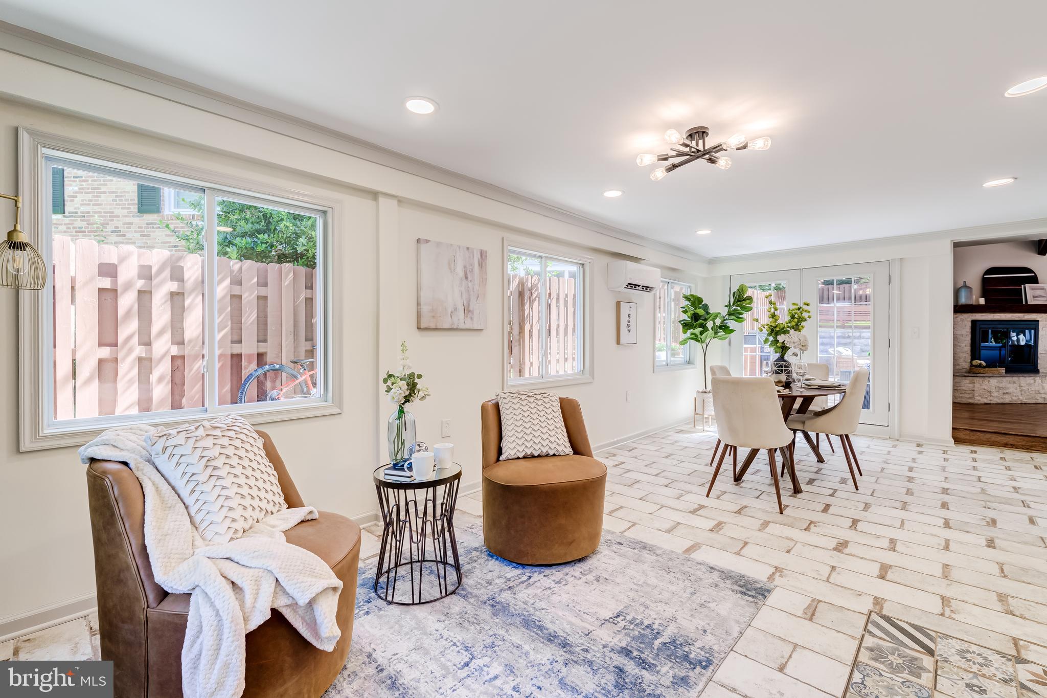 Real estate listing preview #6