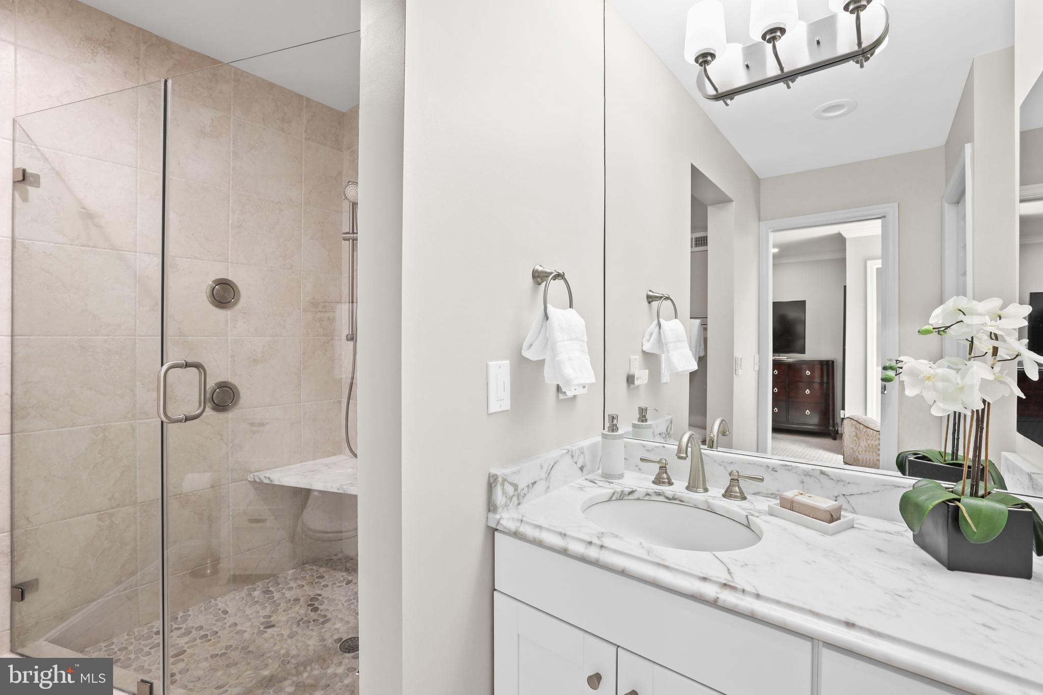 Real estate listing preview #22