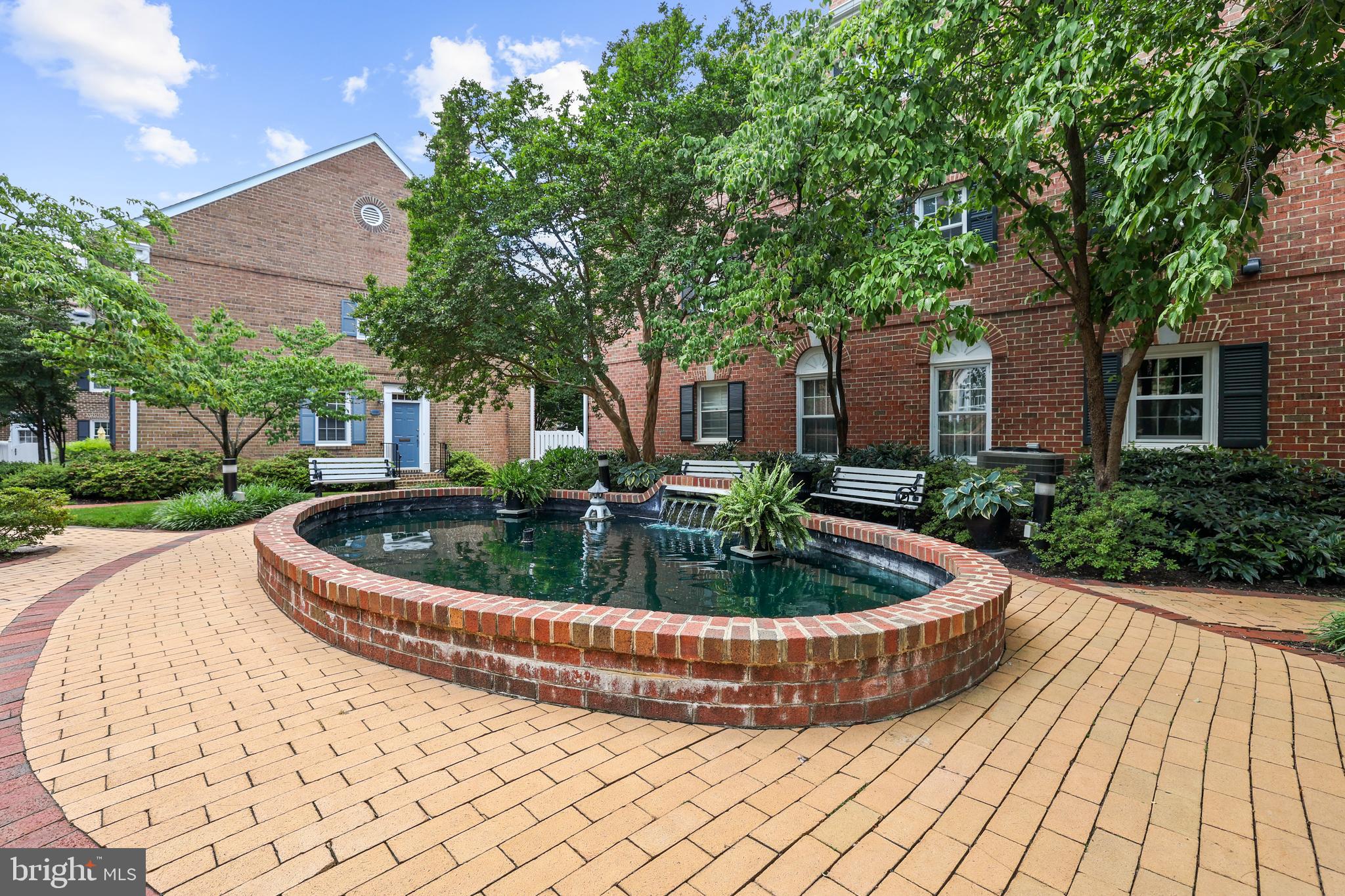 Real estate listing preview #32