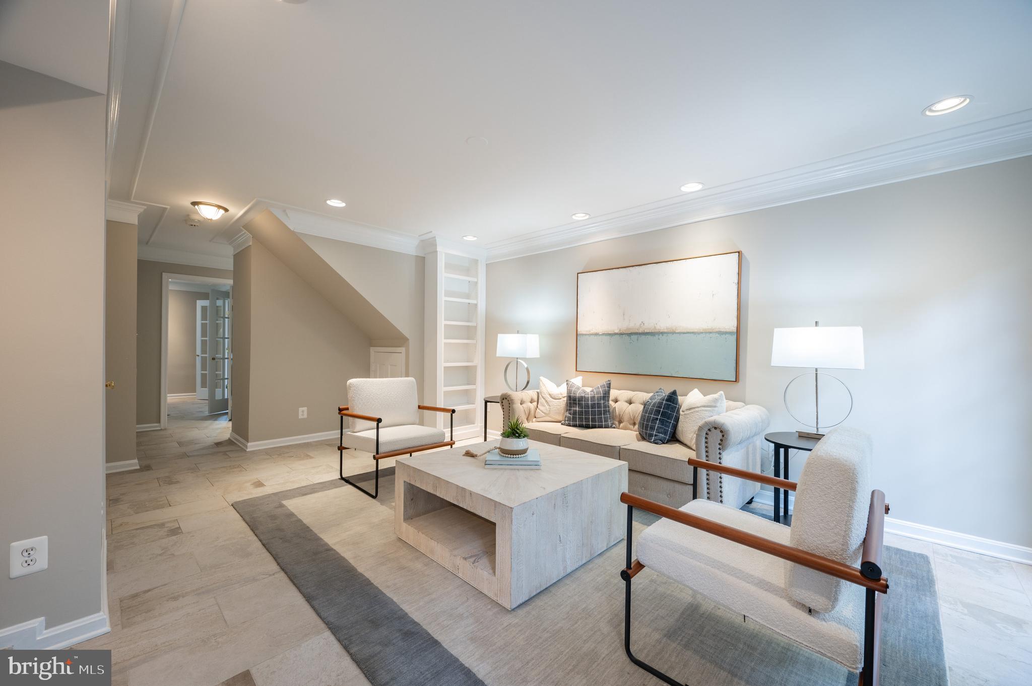 Real estate listing preview #11