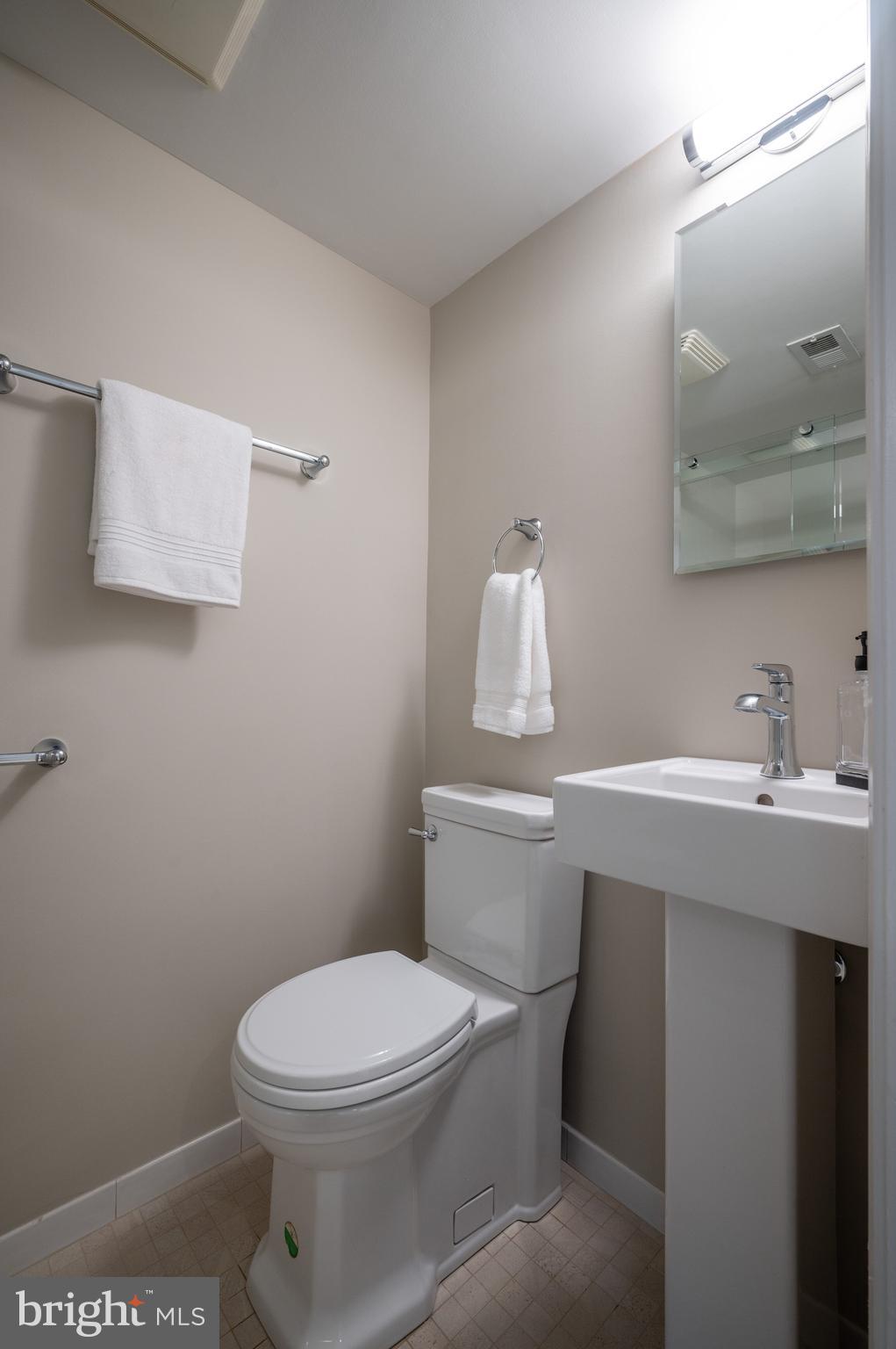 Real estate listing preview #12