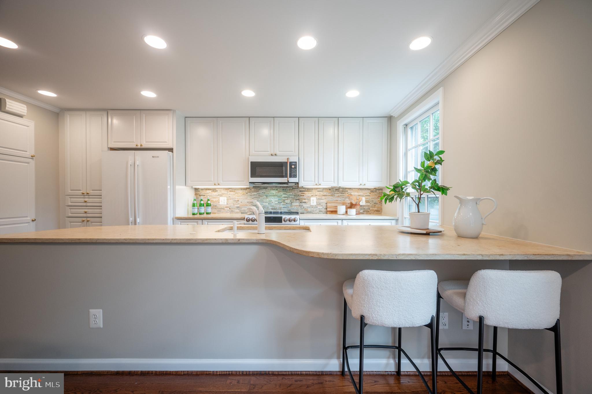 Real estate listing preview #22