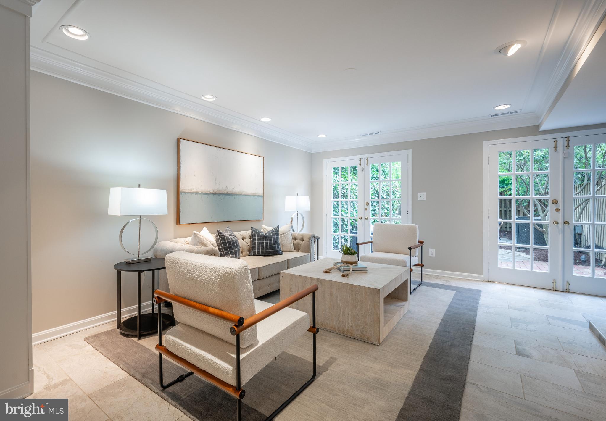 Real estate listing preview #9