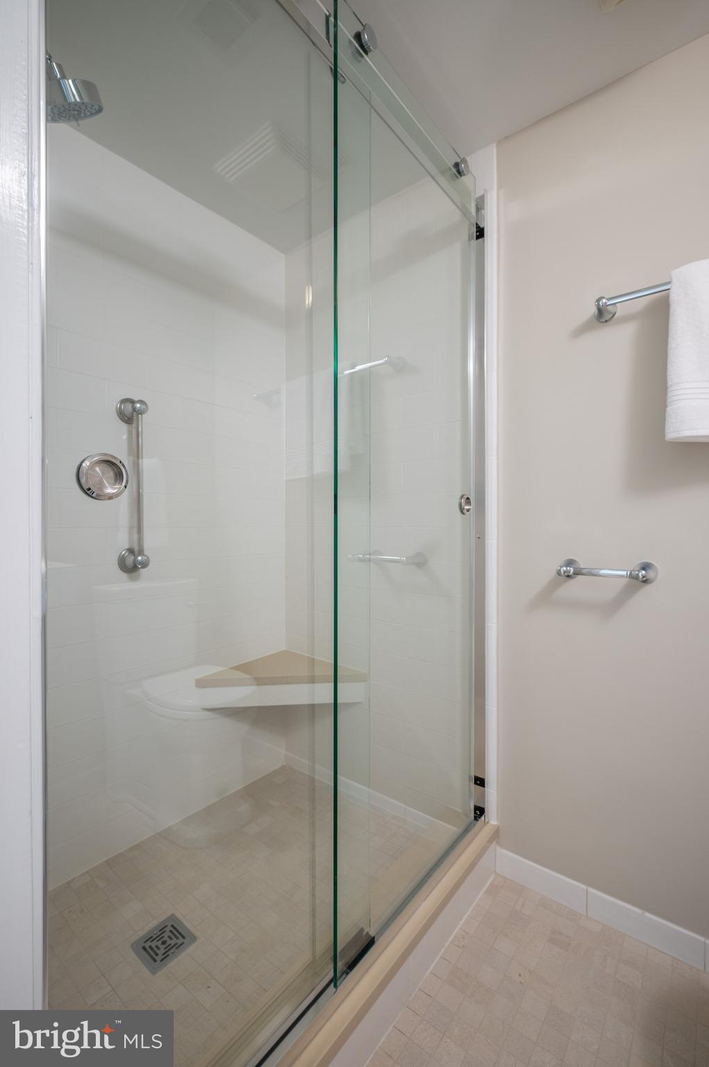 Real estate listing preview #13