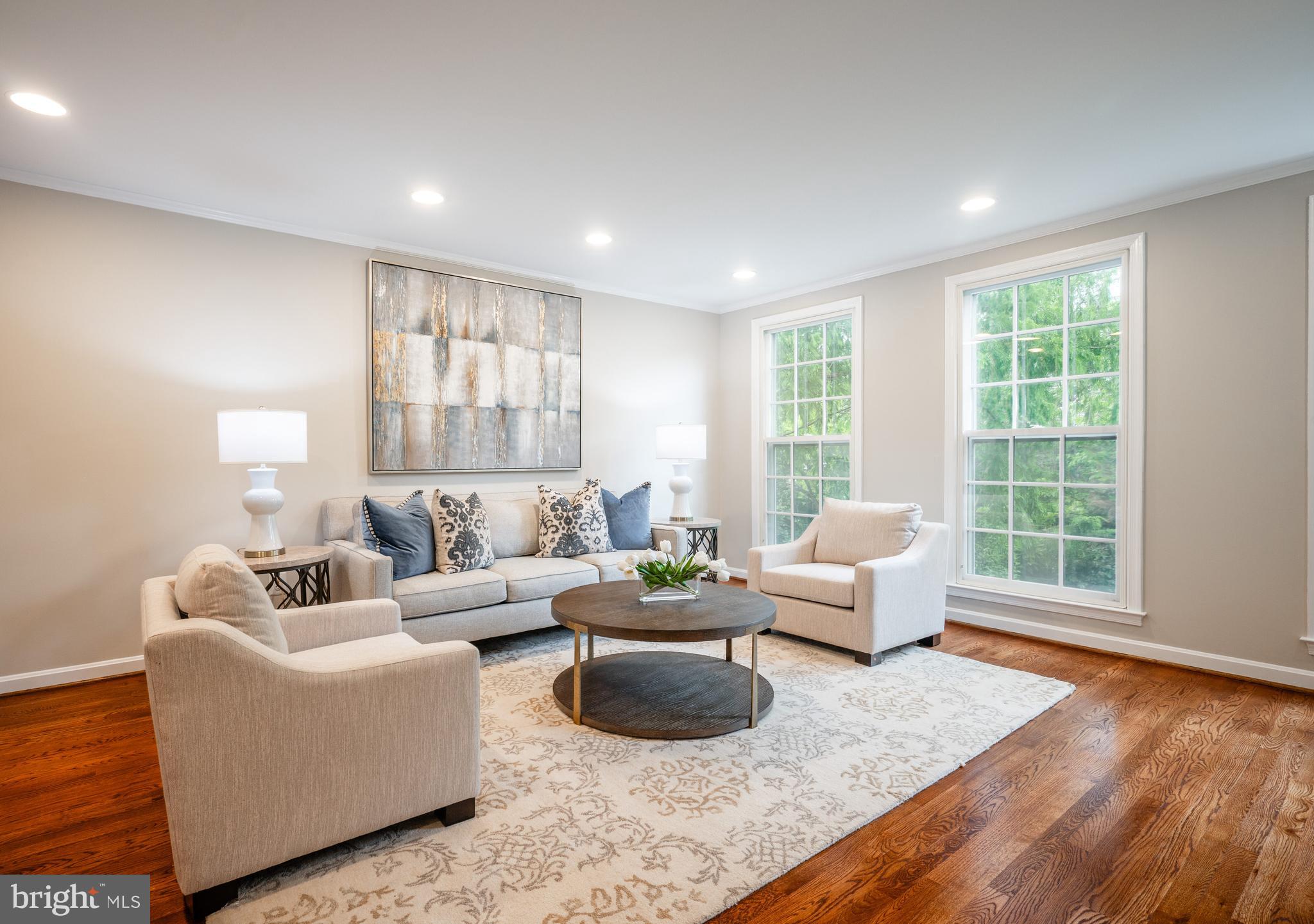 Real estate listing preview #14