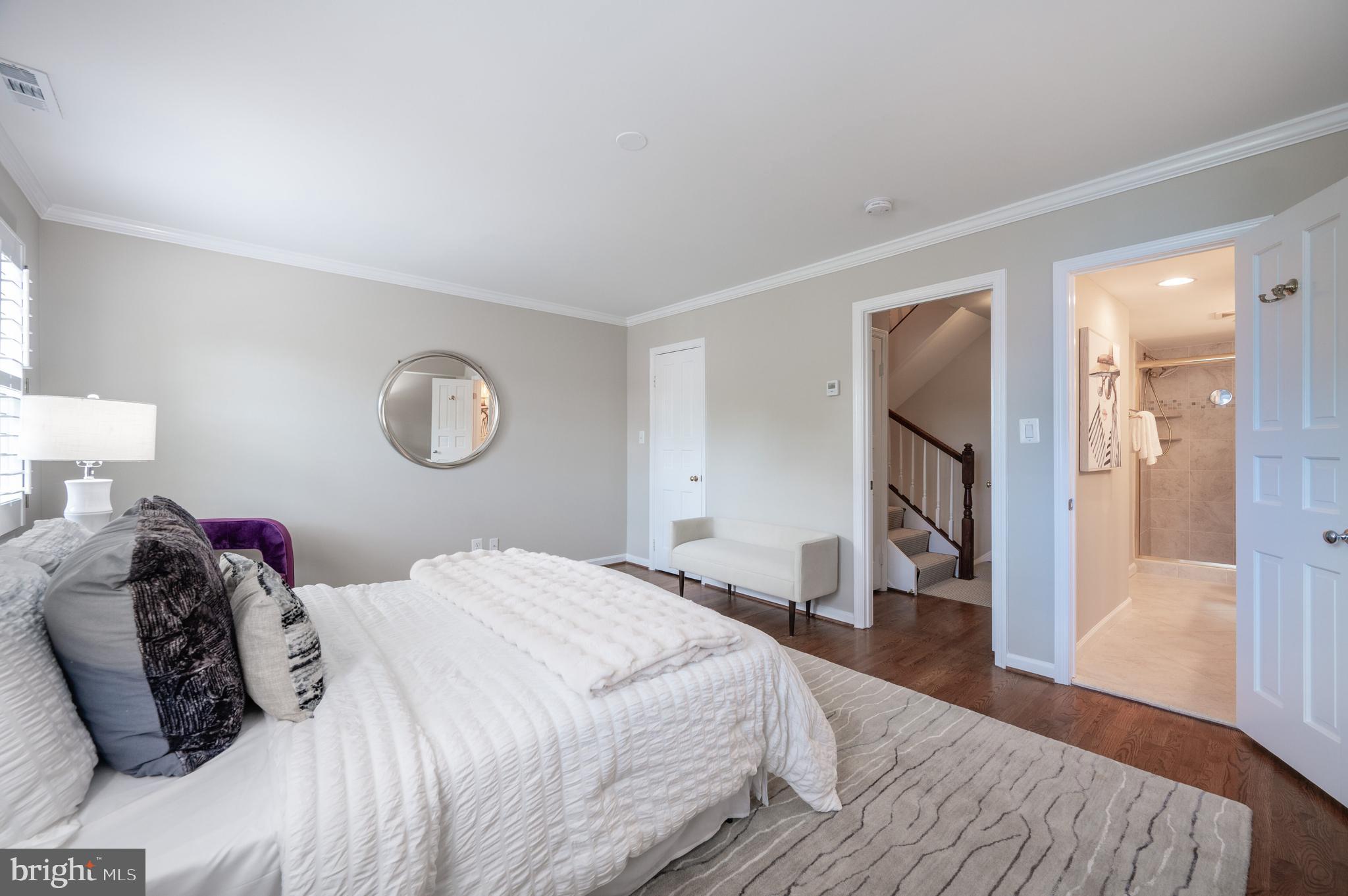 Real estate listing preview #25