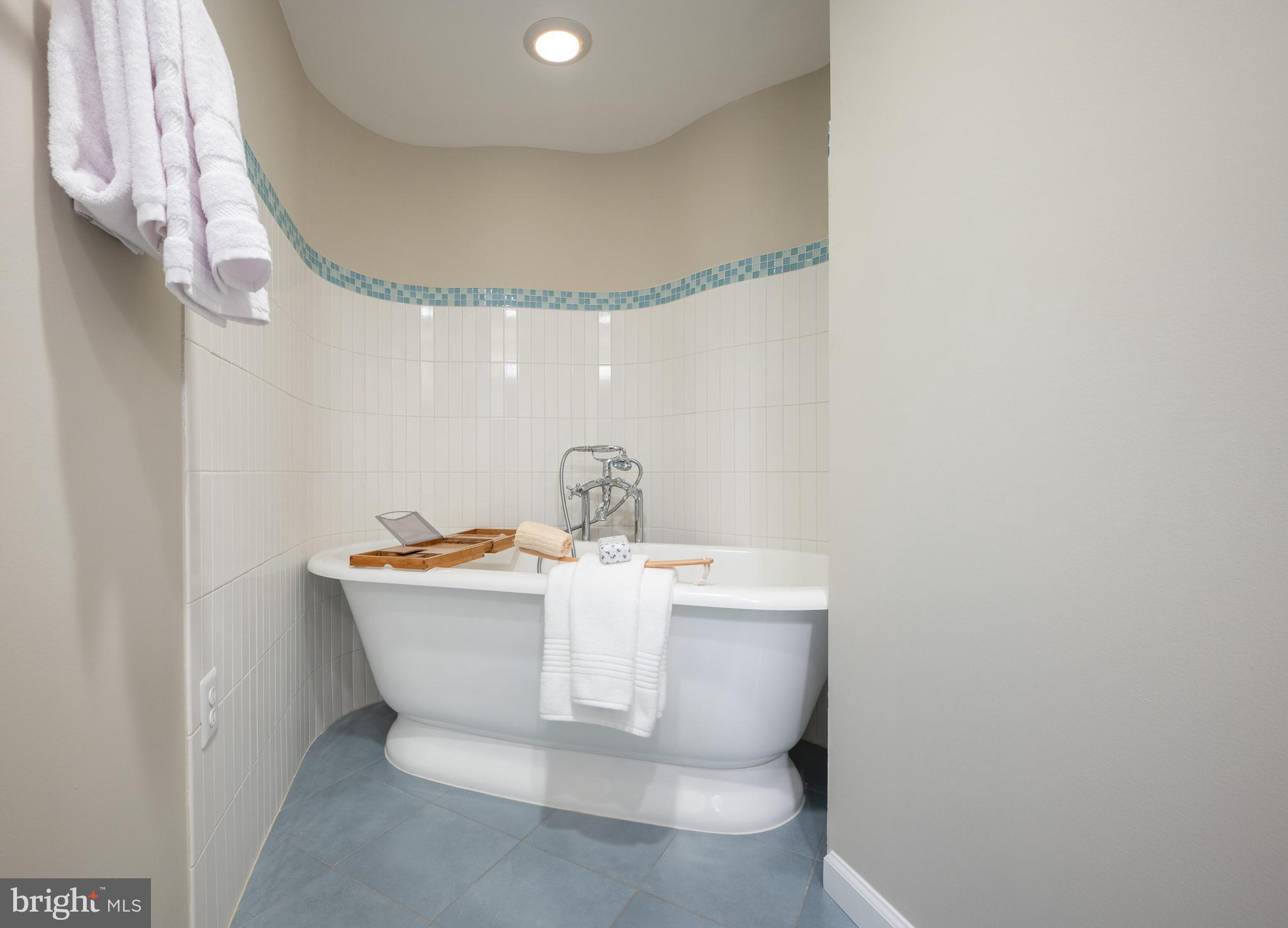 Real estate listing preview #28