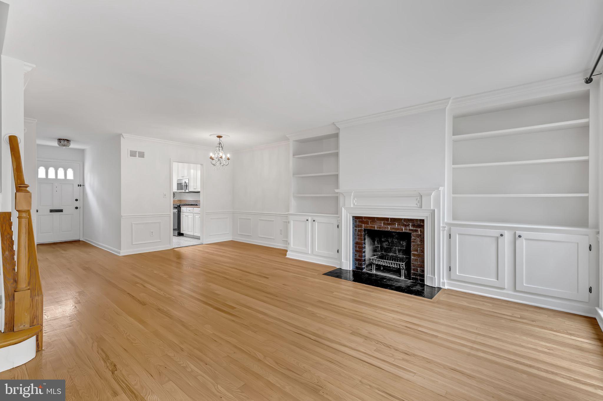 Real estate listing preview #4