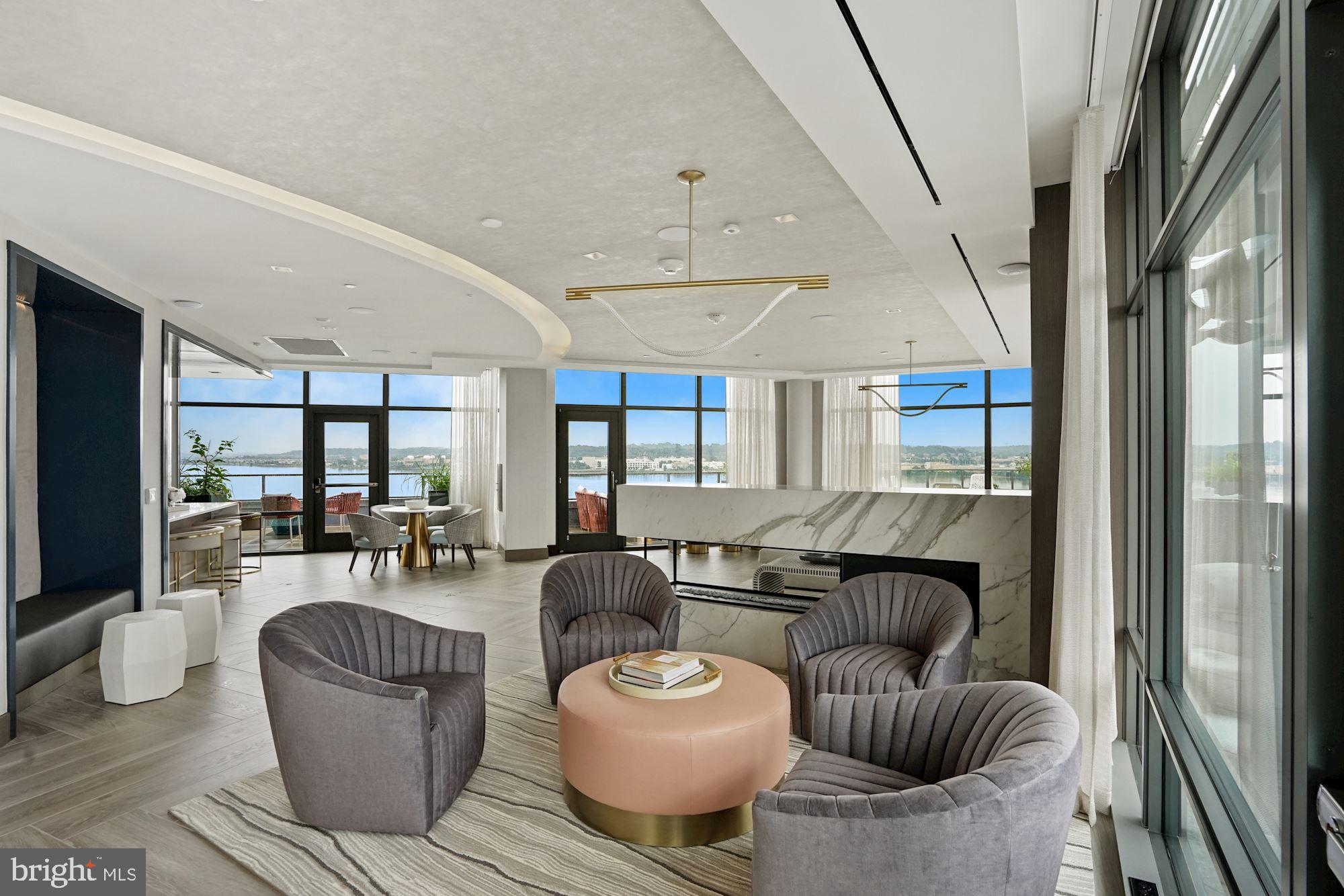 Real estate listing preview #8