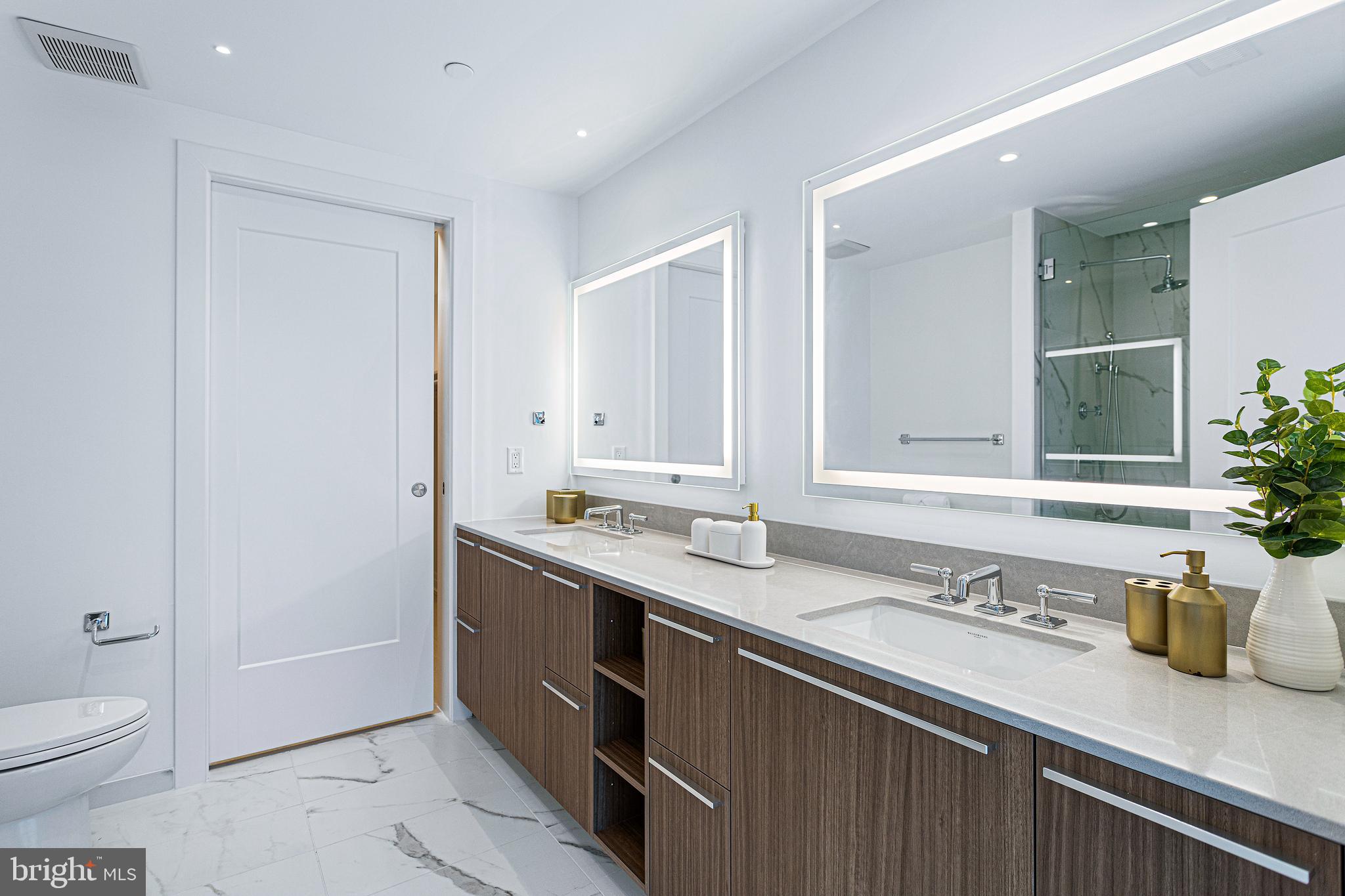 Real estate listing preview #3