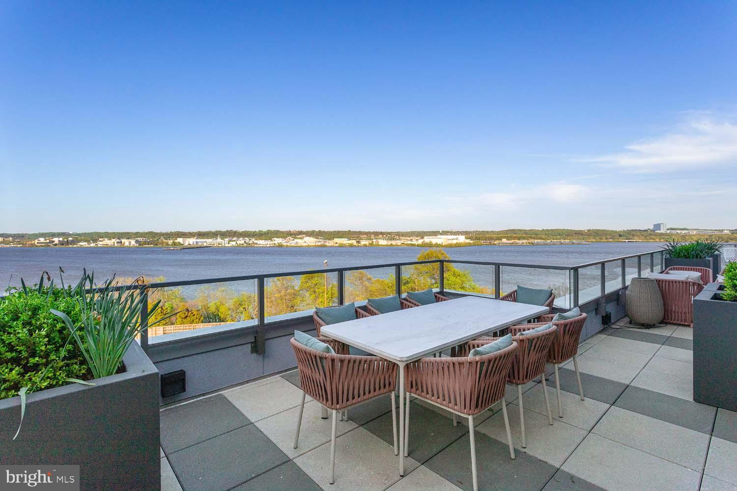 Real estate listing preview #16