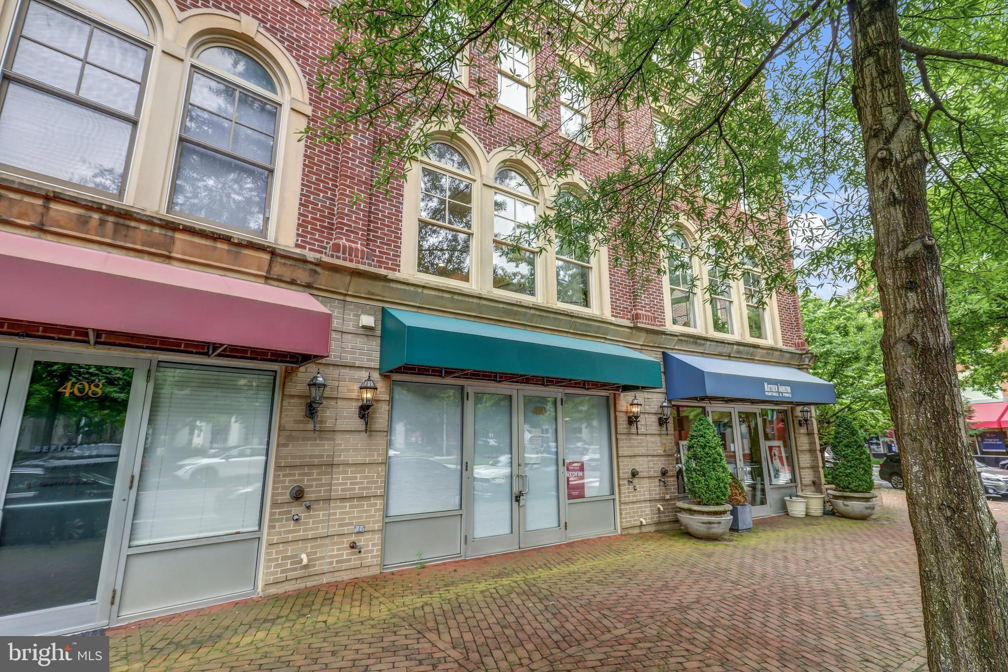 Real estate listing preview #1