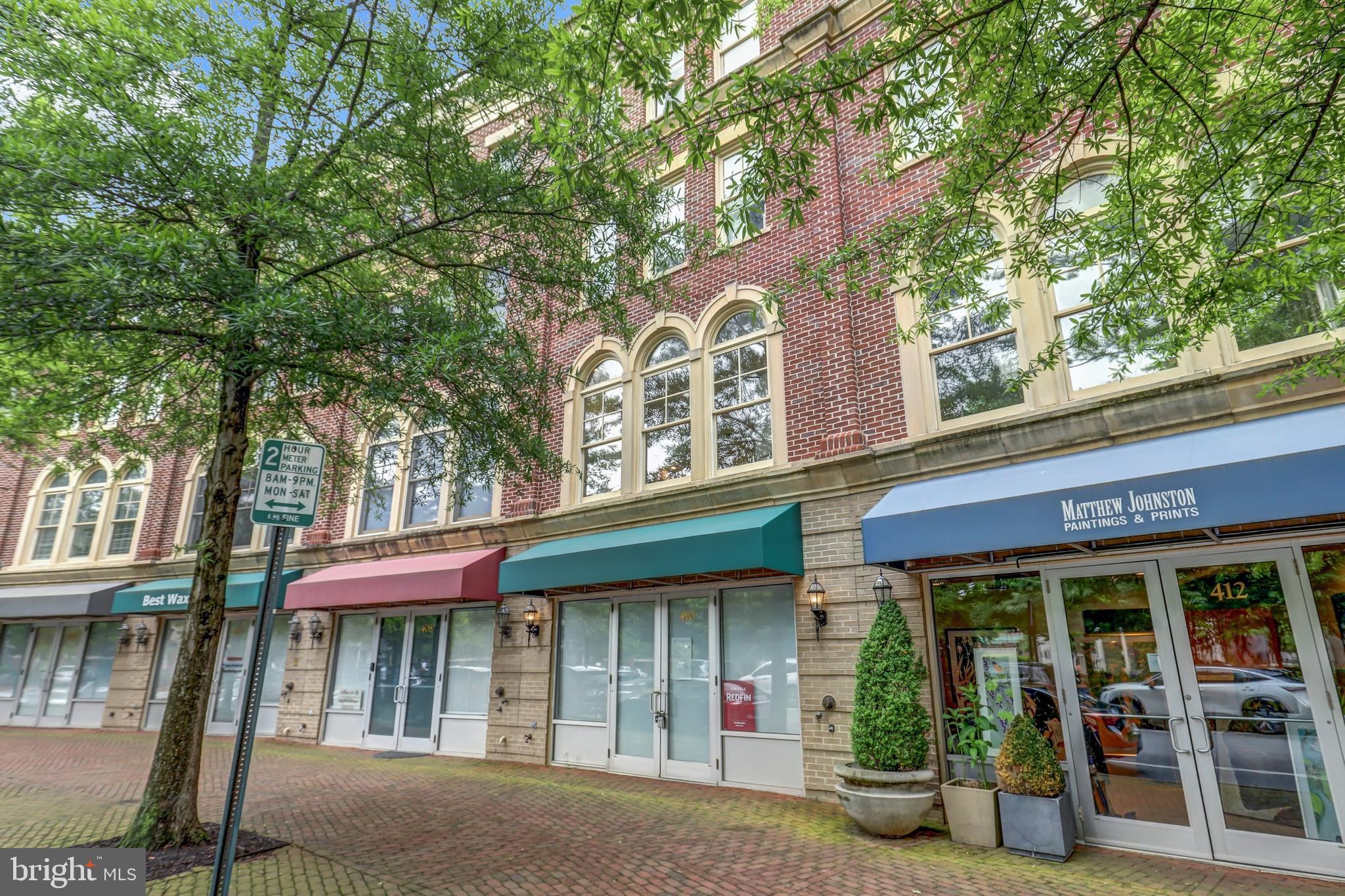 Real estate listing preview #4