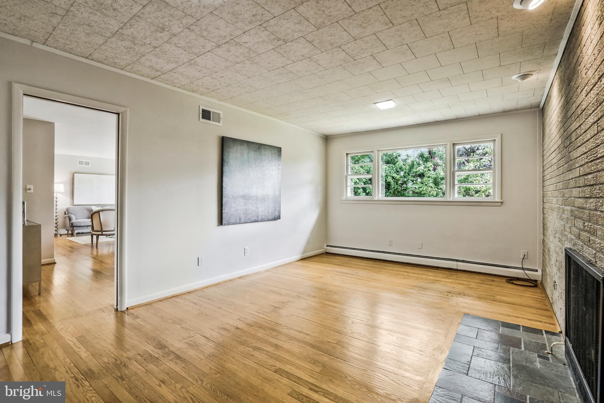 Real estate listing preview #22