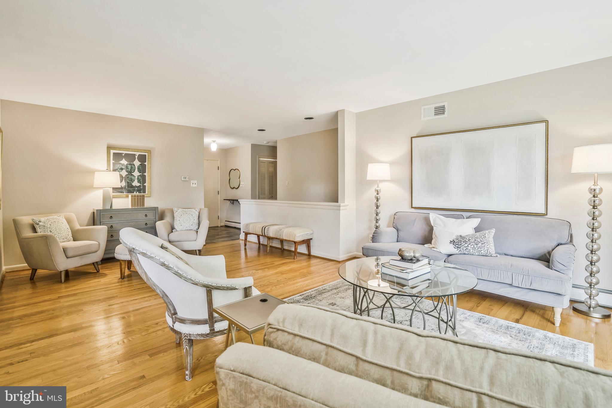 Real estate listing preview #10