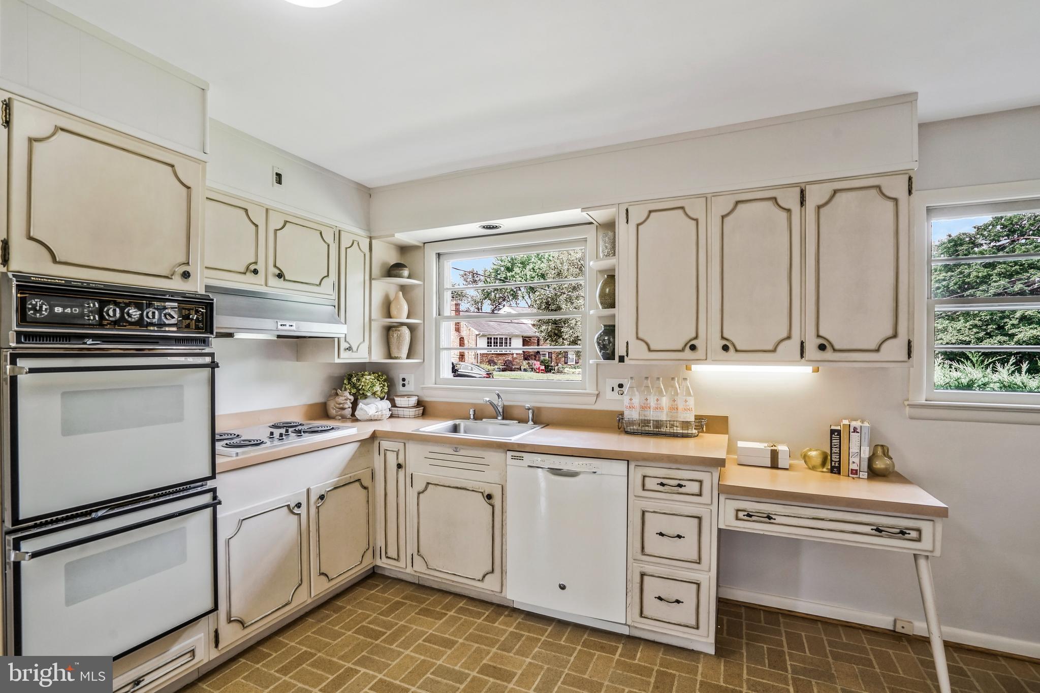 Real estate listing preview #23