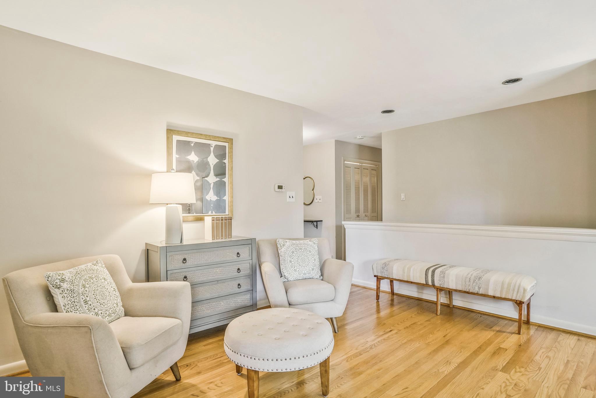 Real estate listing preview #12