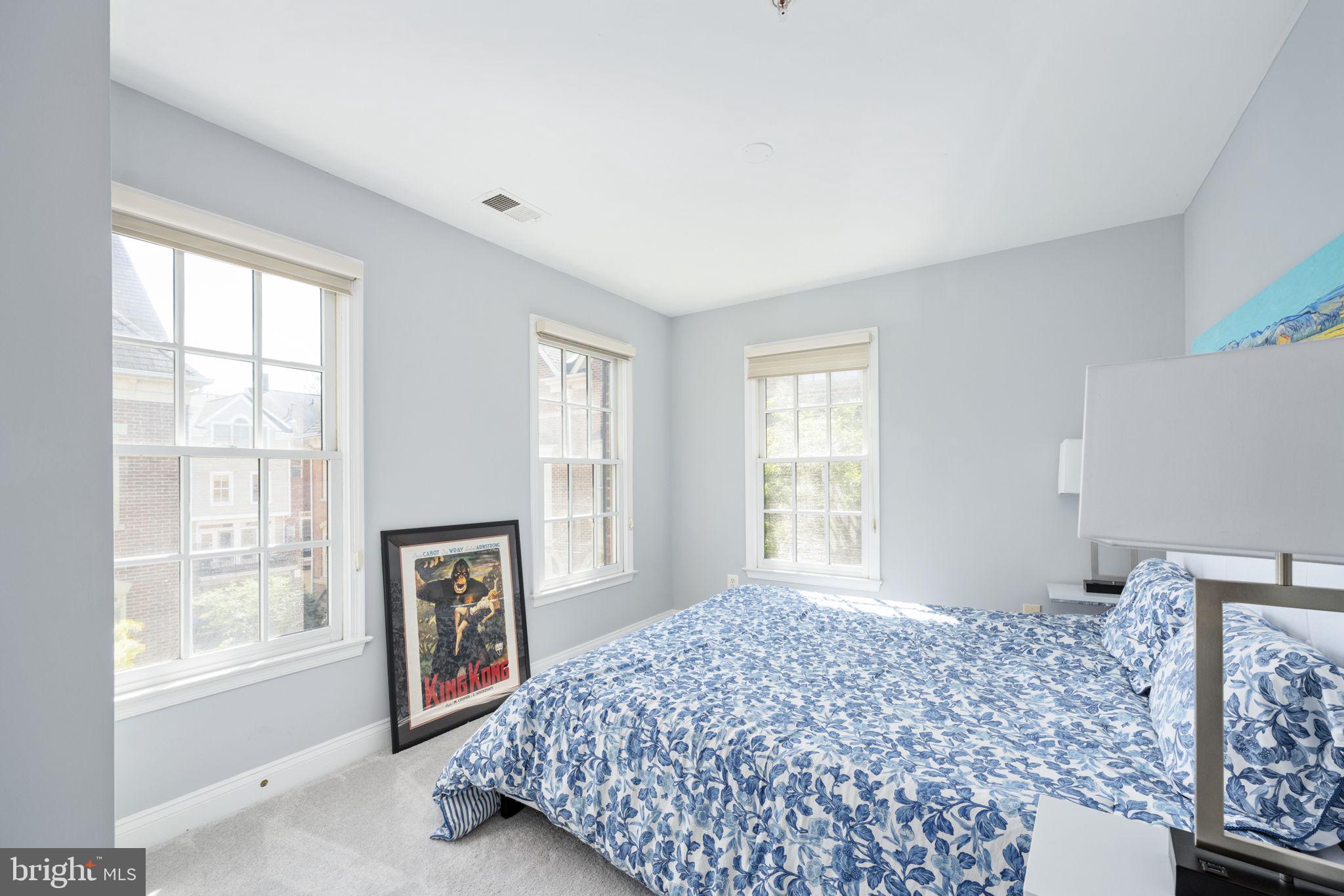 Real estate listing preview #26