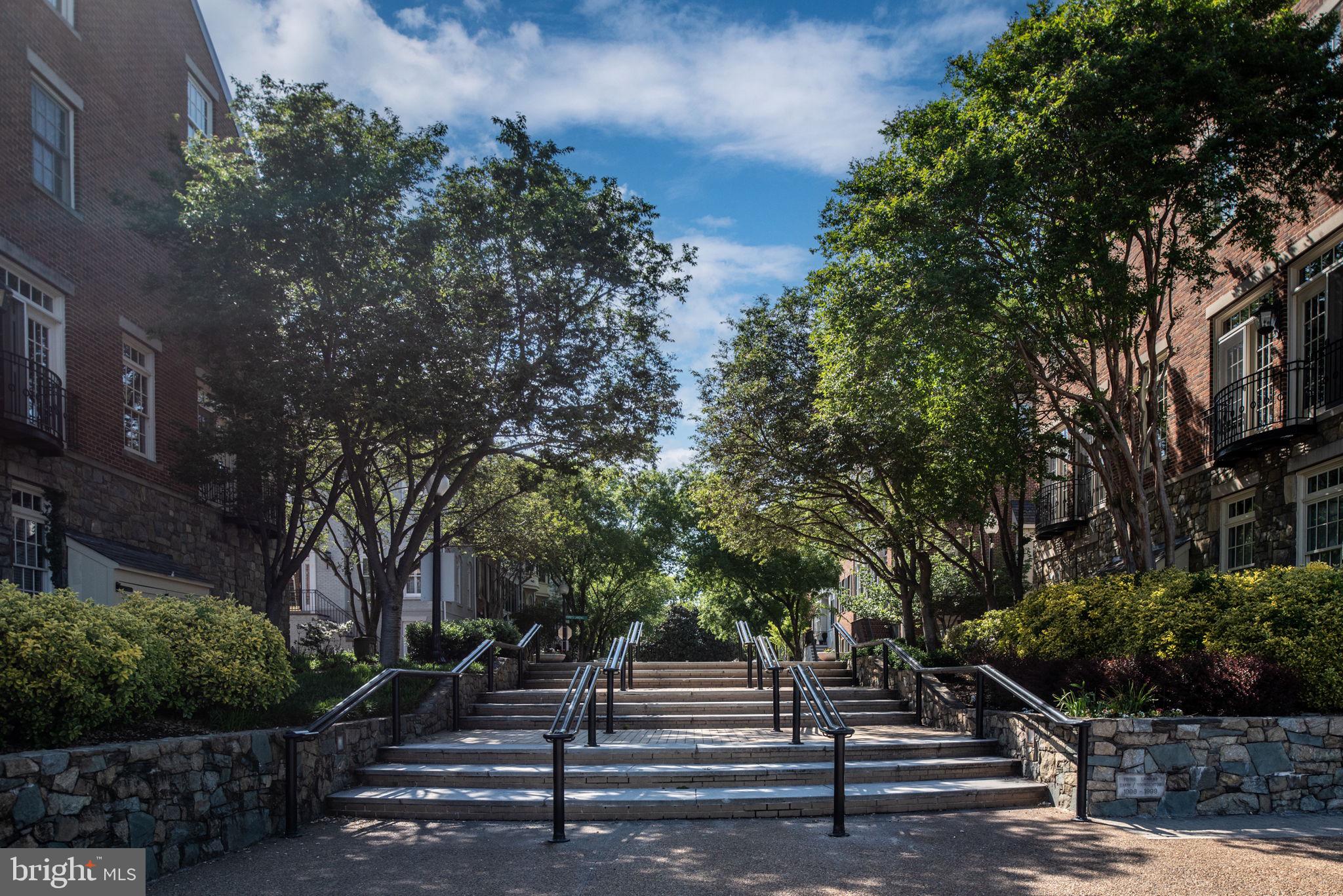 Real estate listing preview #35