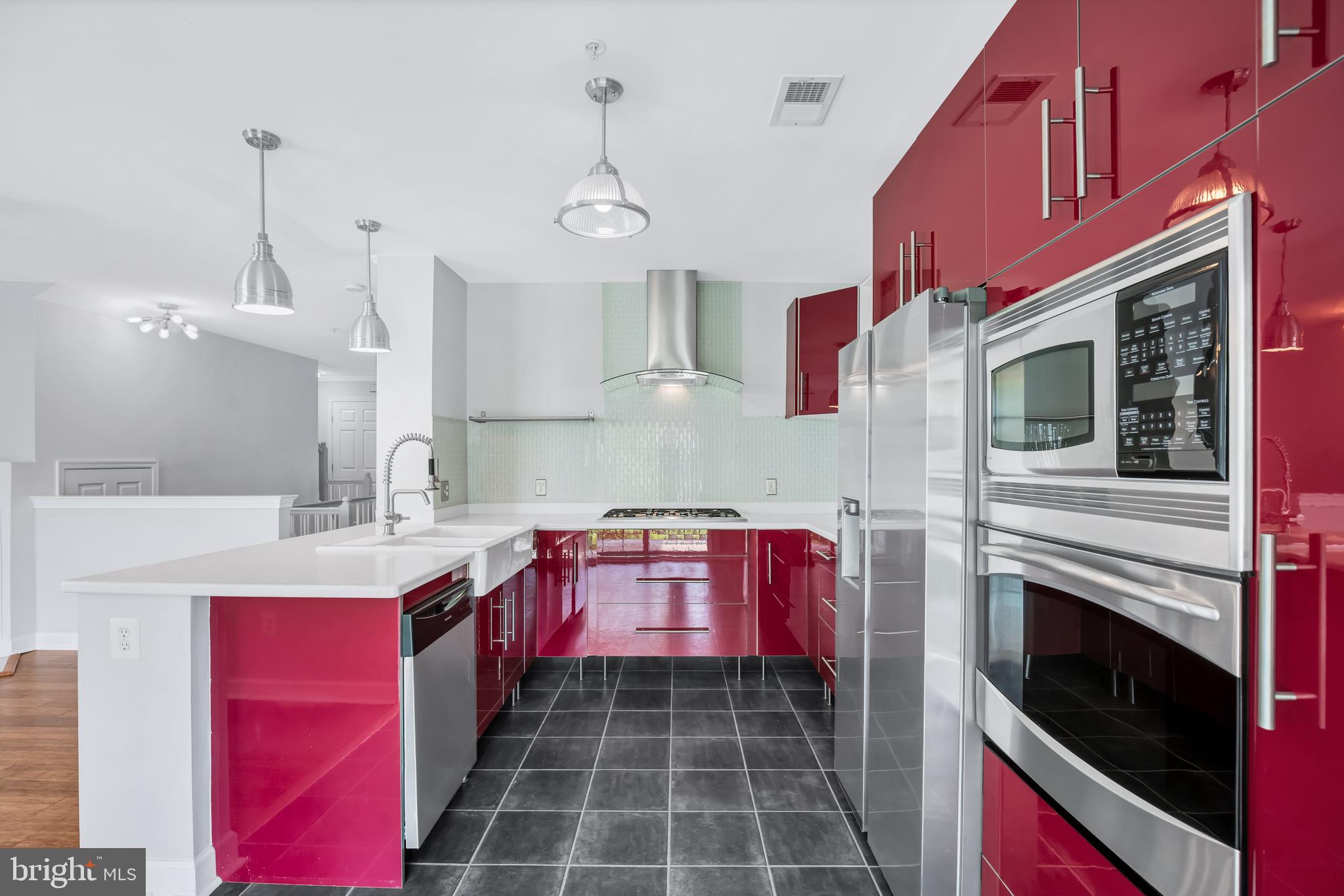 Real estate listing preview #21