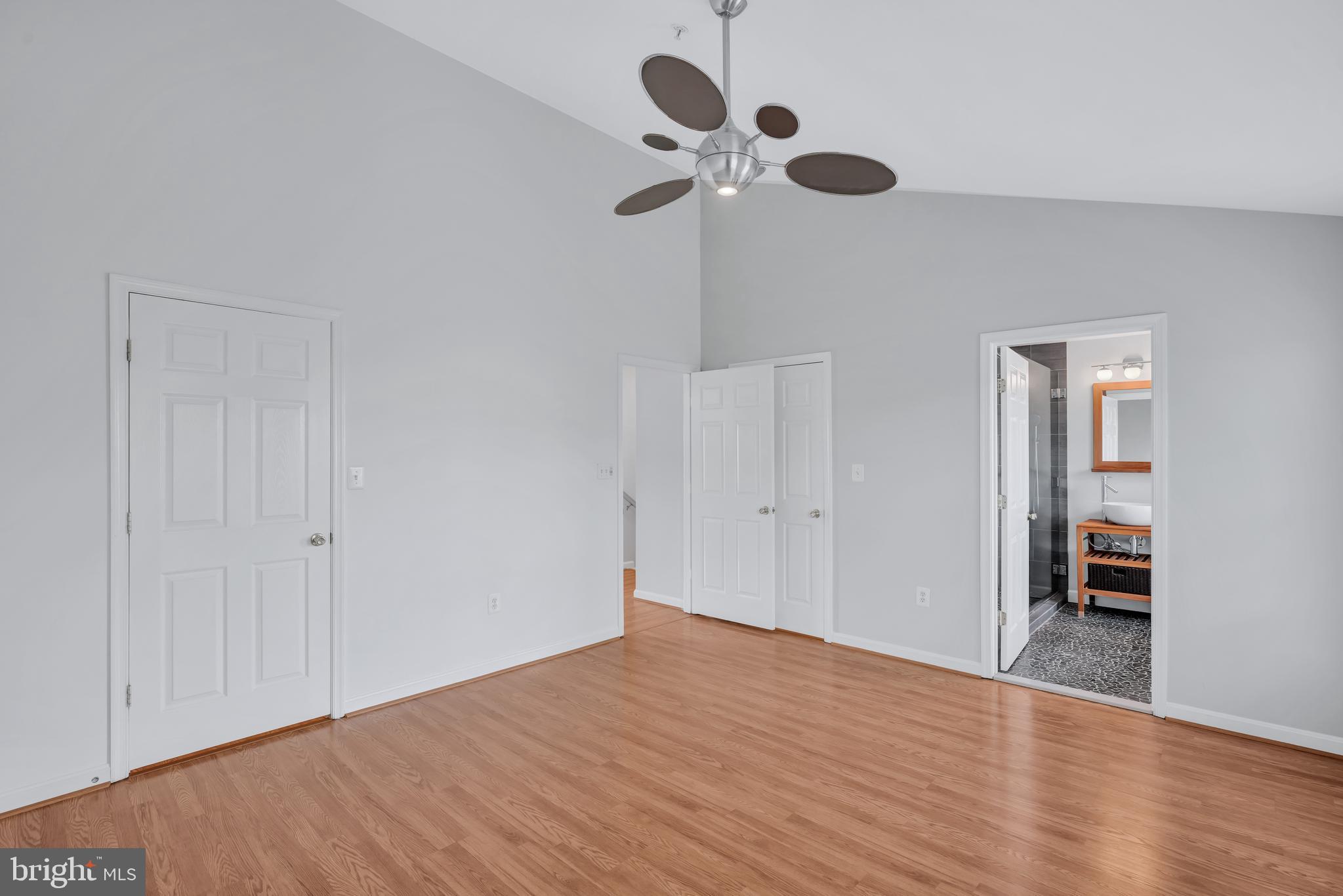 Real estate listing preview #31