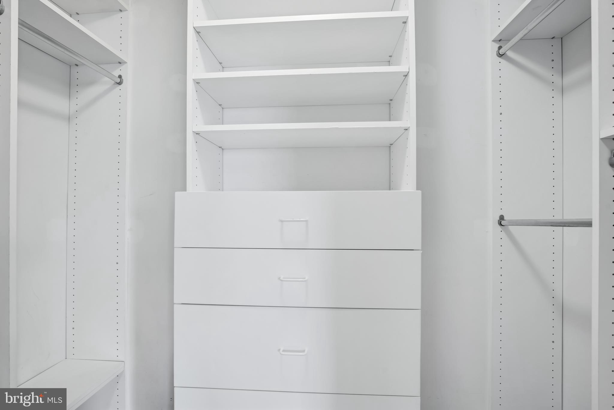 Real estate listing preview #35