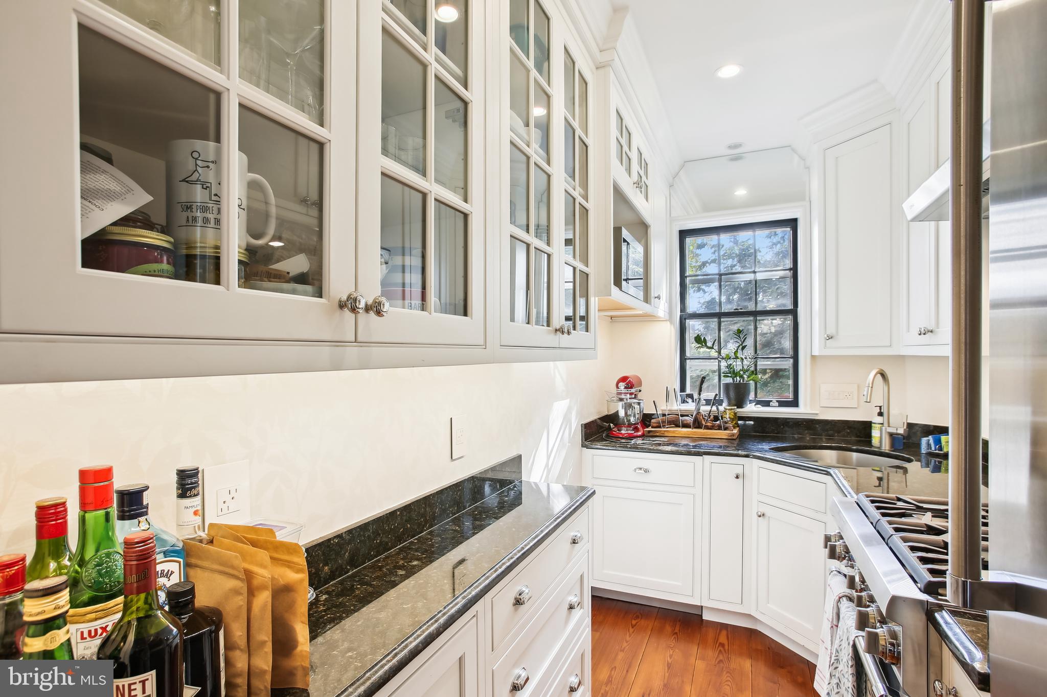 Real estate listing preview #11