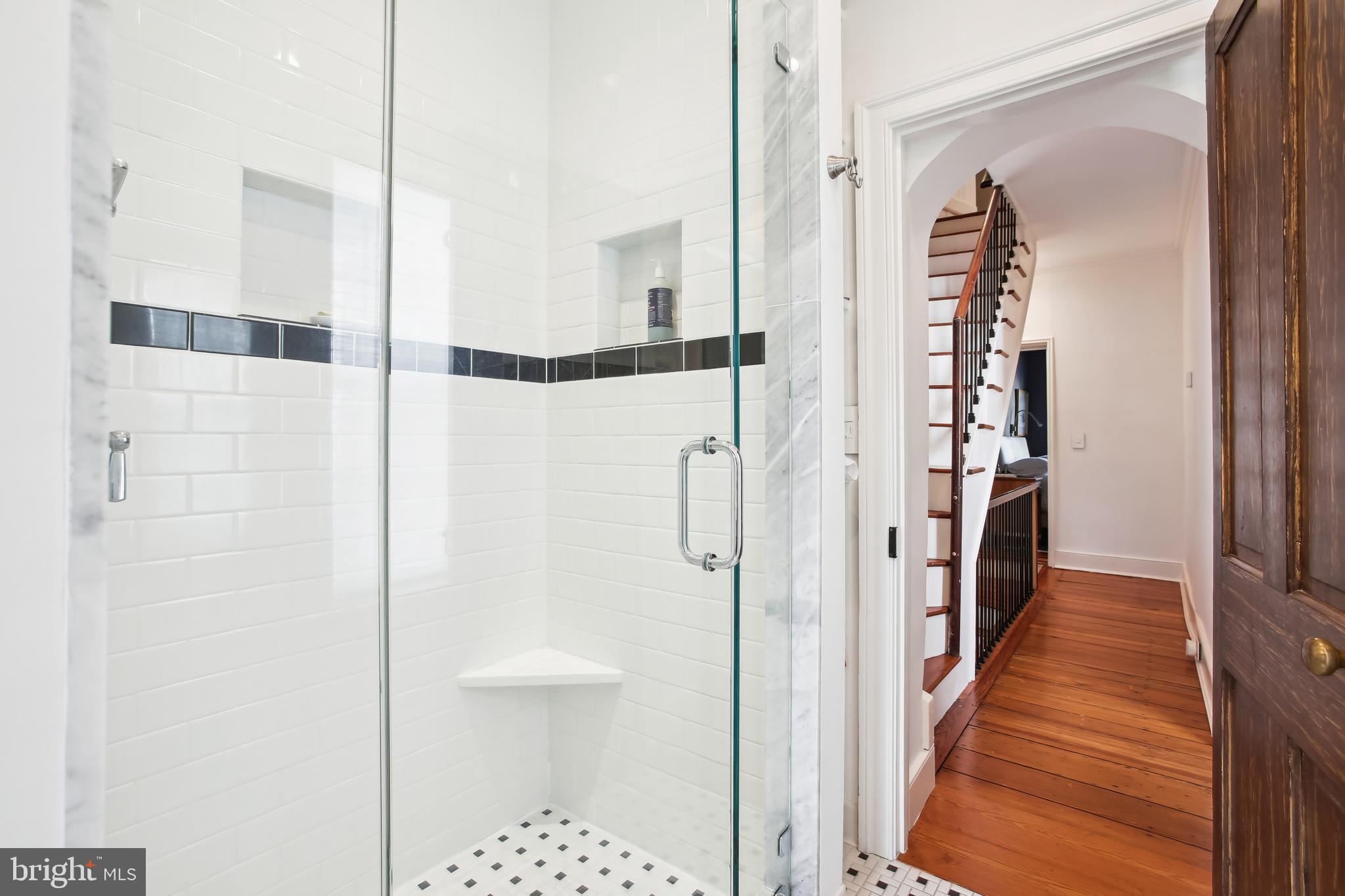 Real estate listing preview #17