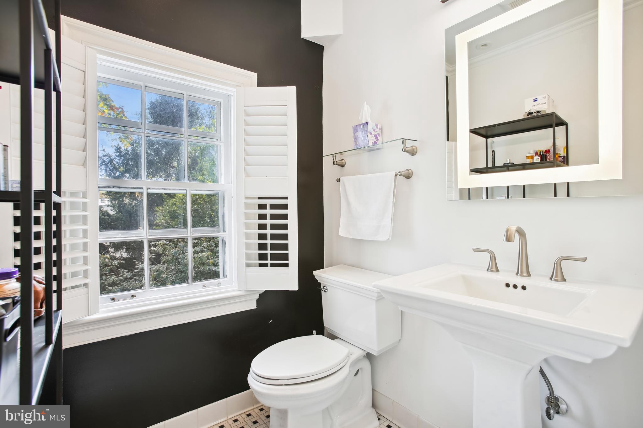 Real estate listing preview #16