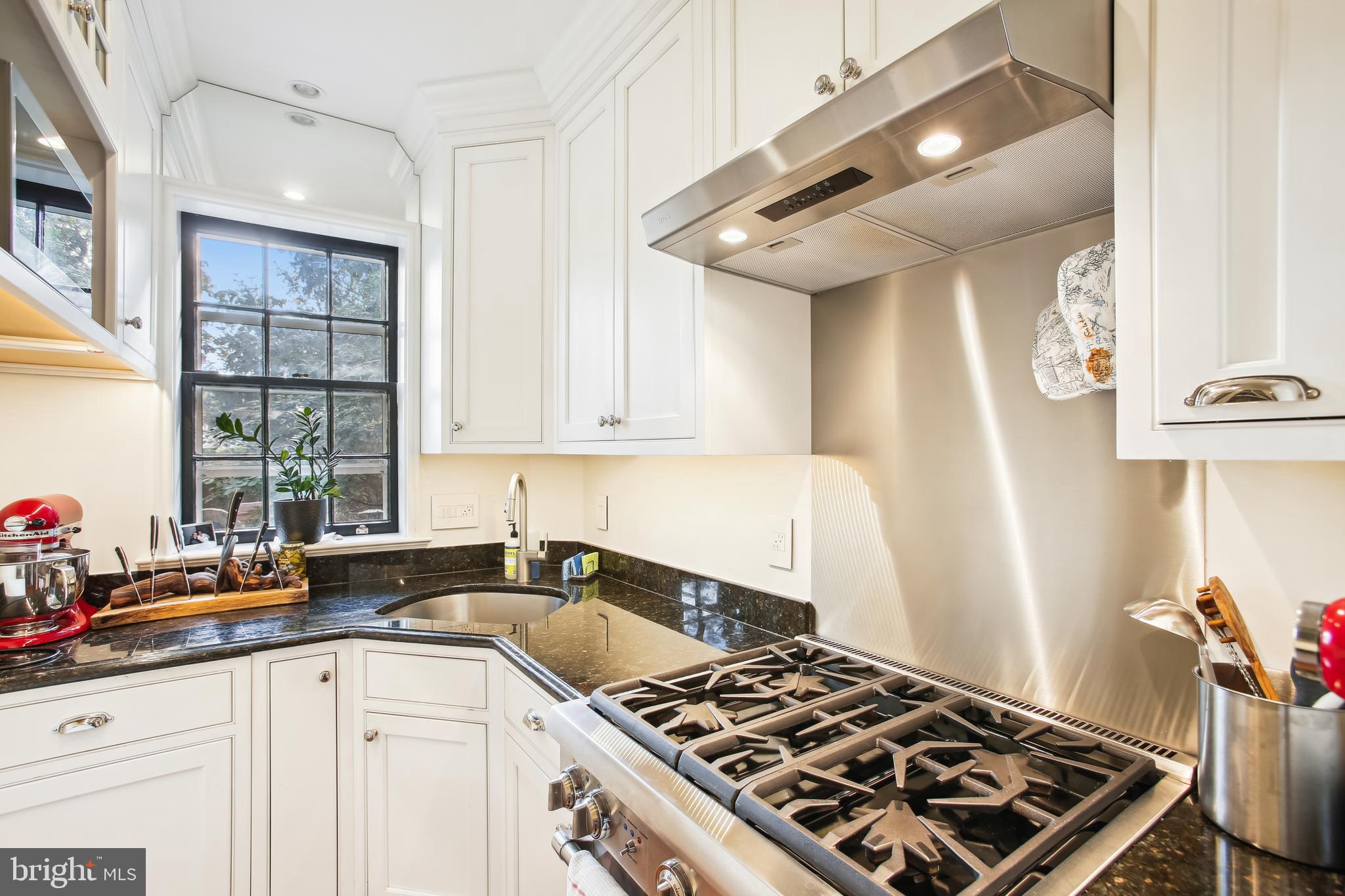 Real estate listing preview #7