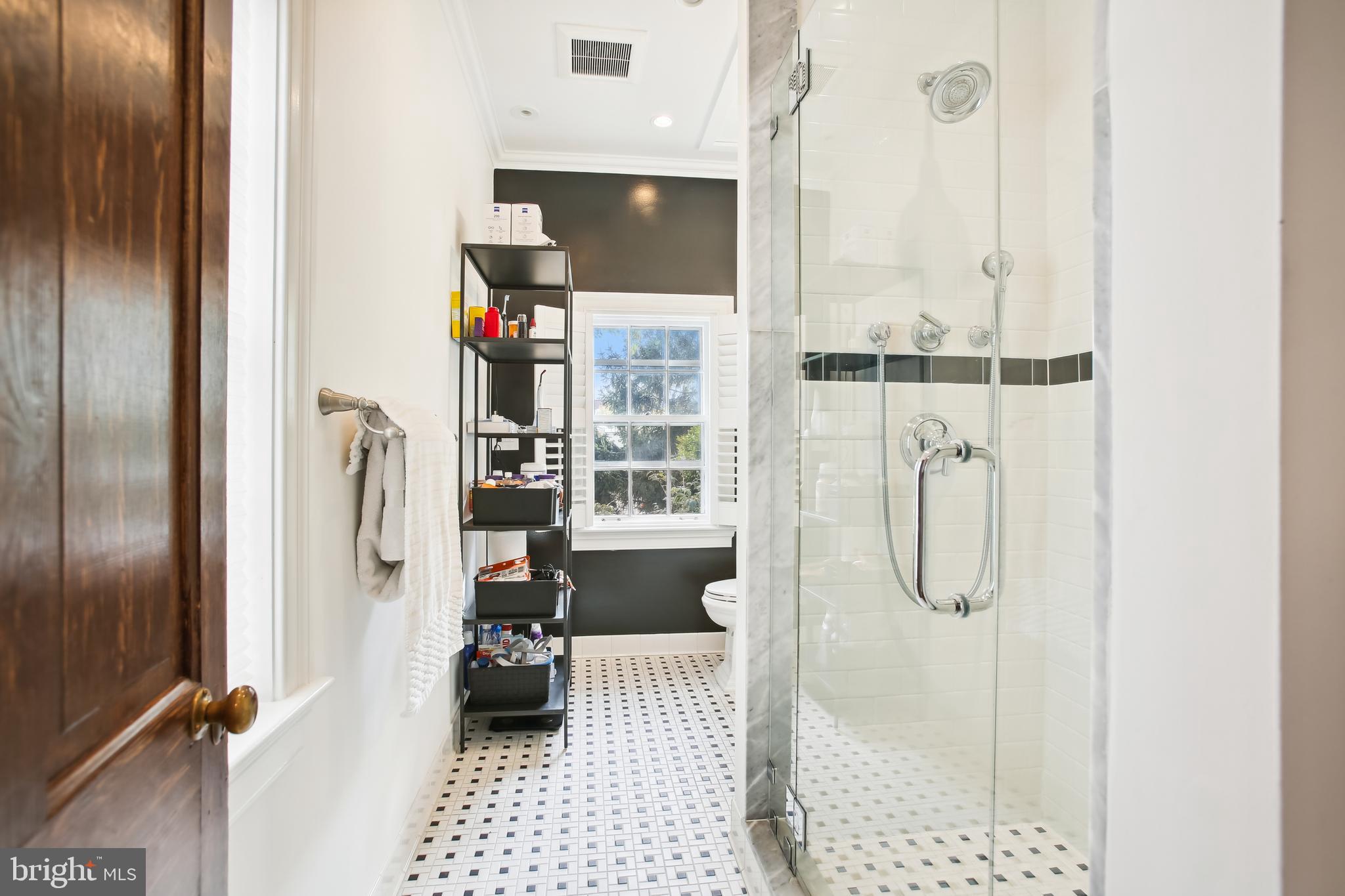 Real estate listing preview #15