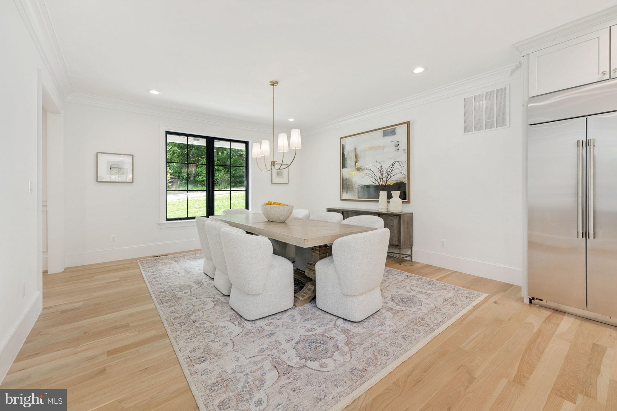 Real estate listing preview #12