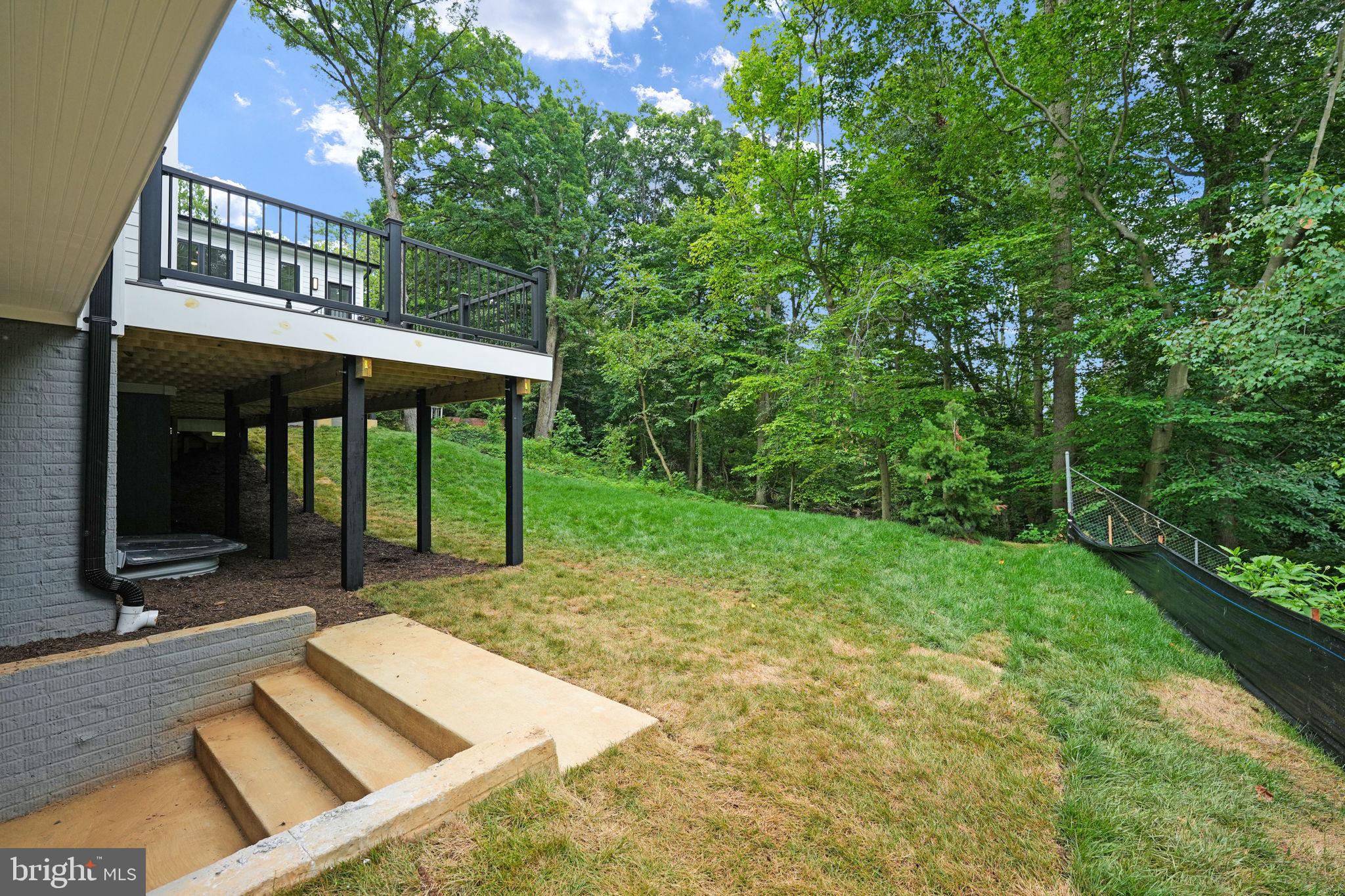 Real estate listing preview #96