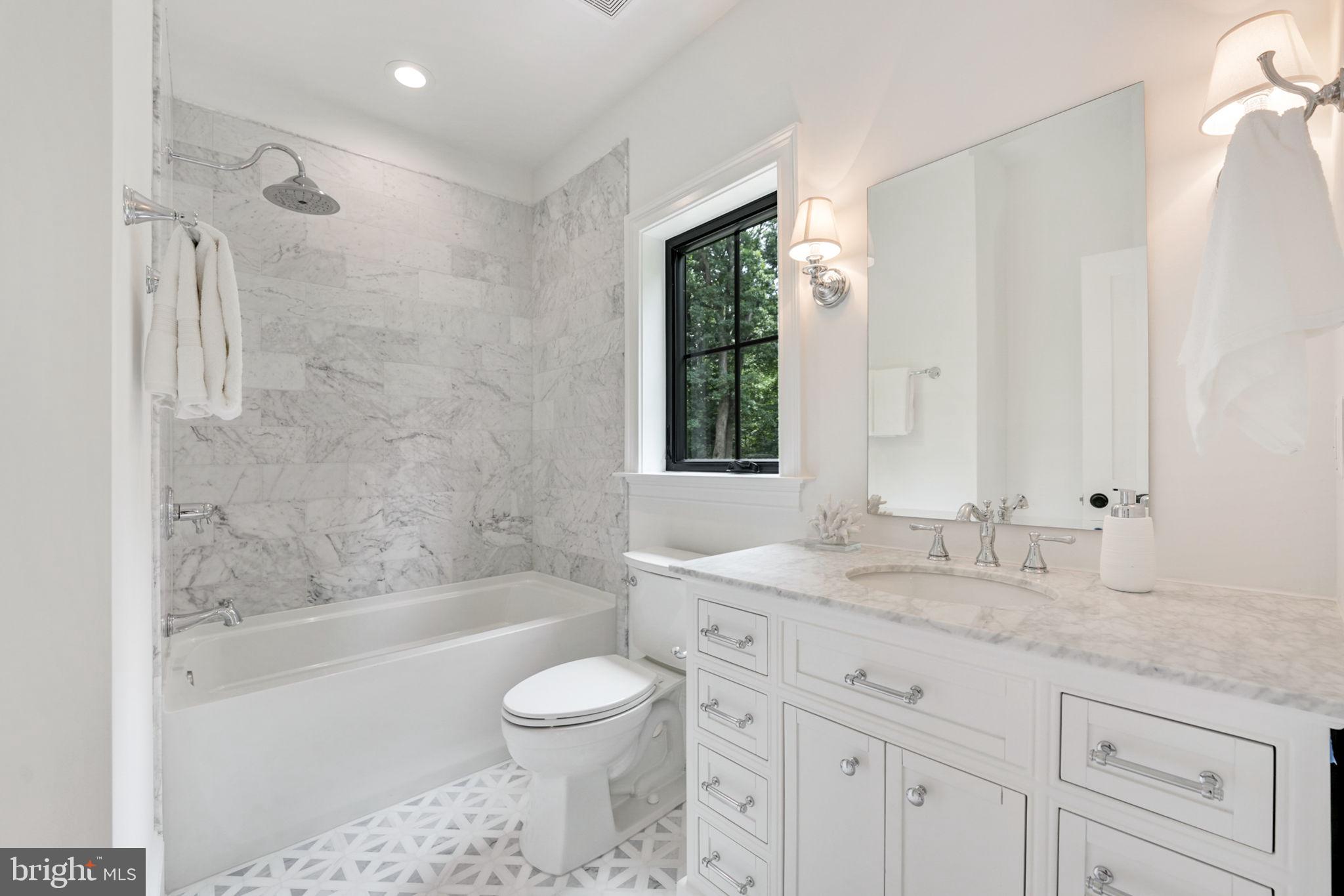 Real estate listing preview #40