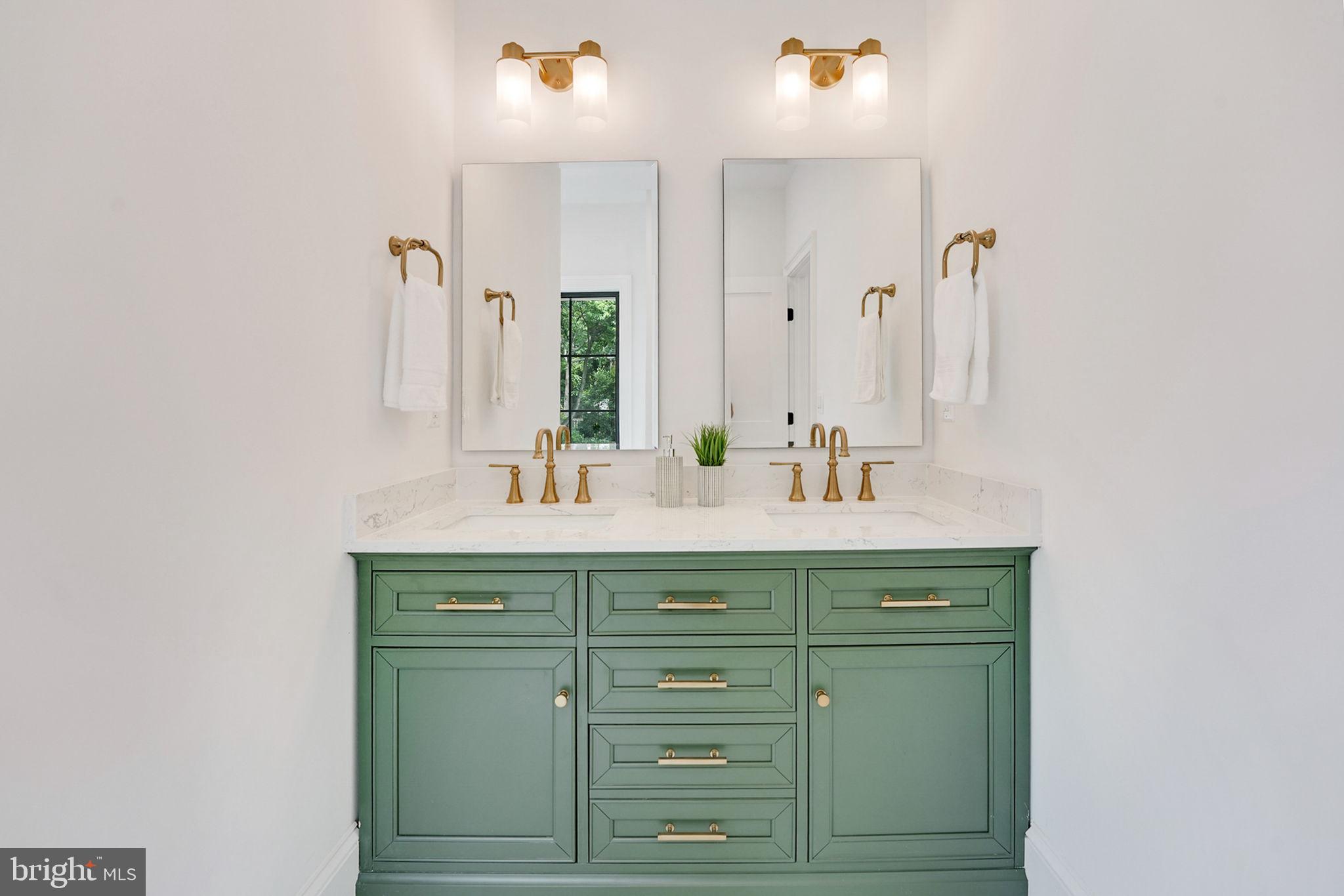 Real estate listing preview #44