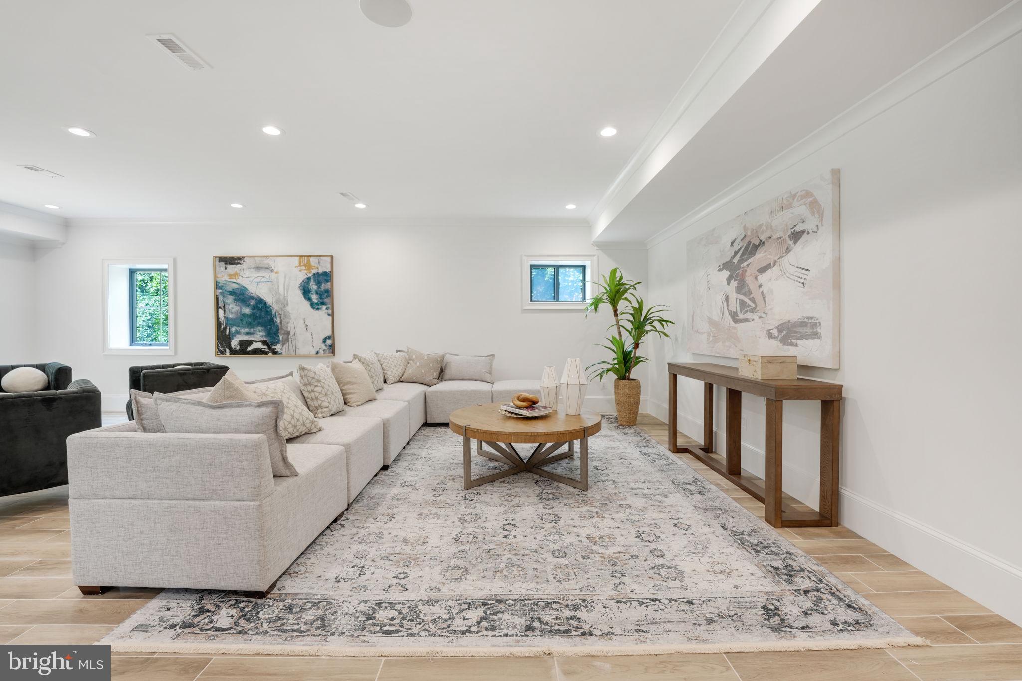 Real estate listing preview #63