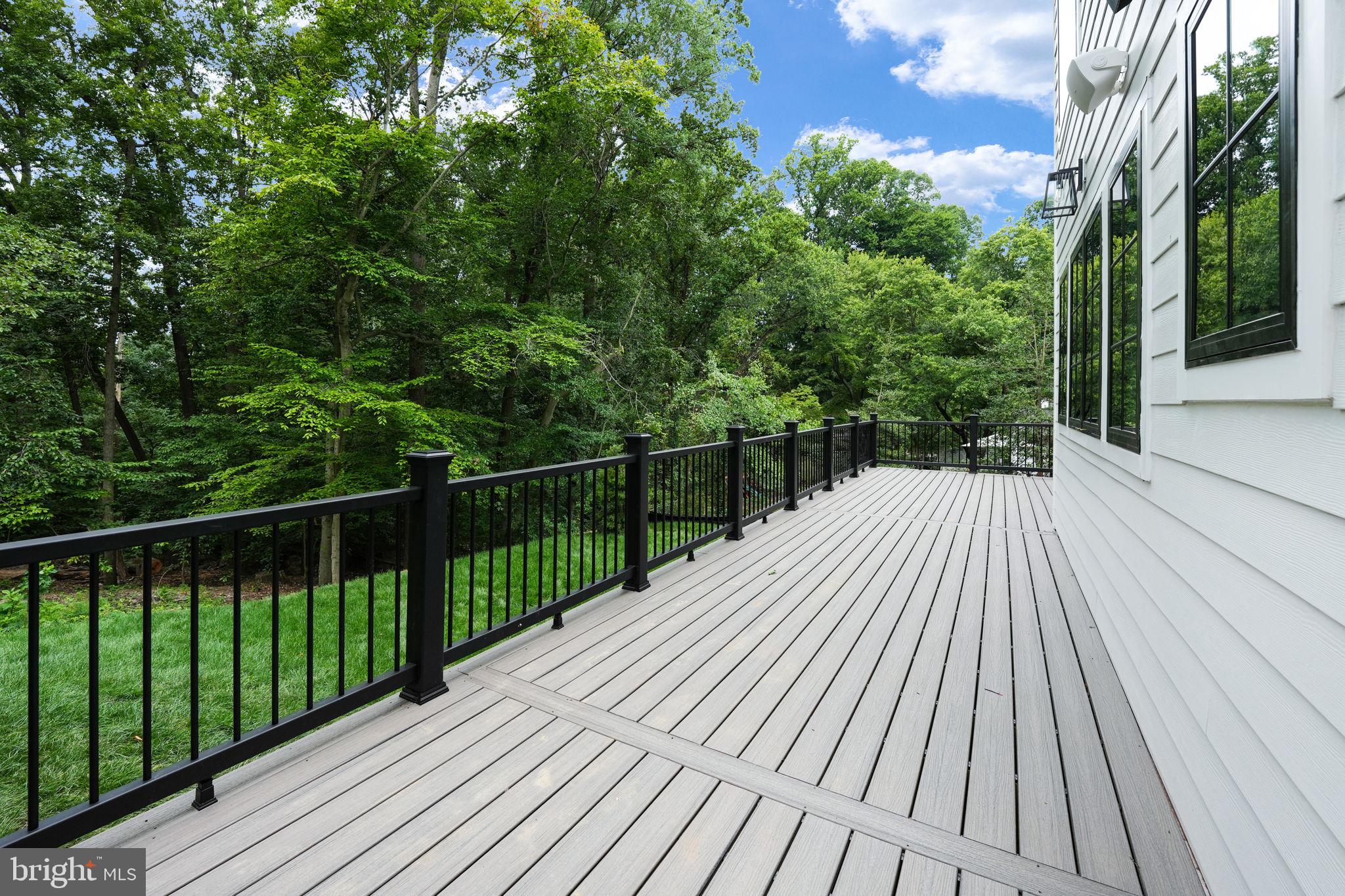 Real estate listing preview #92