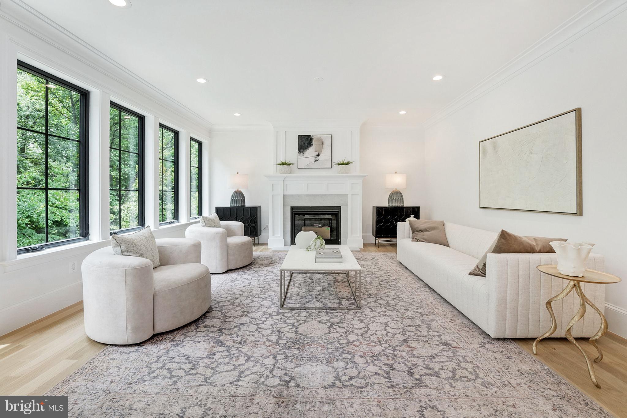 Real estate listing preview #16