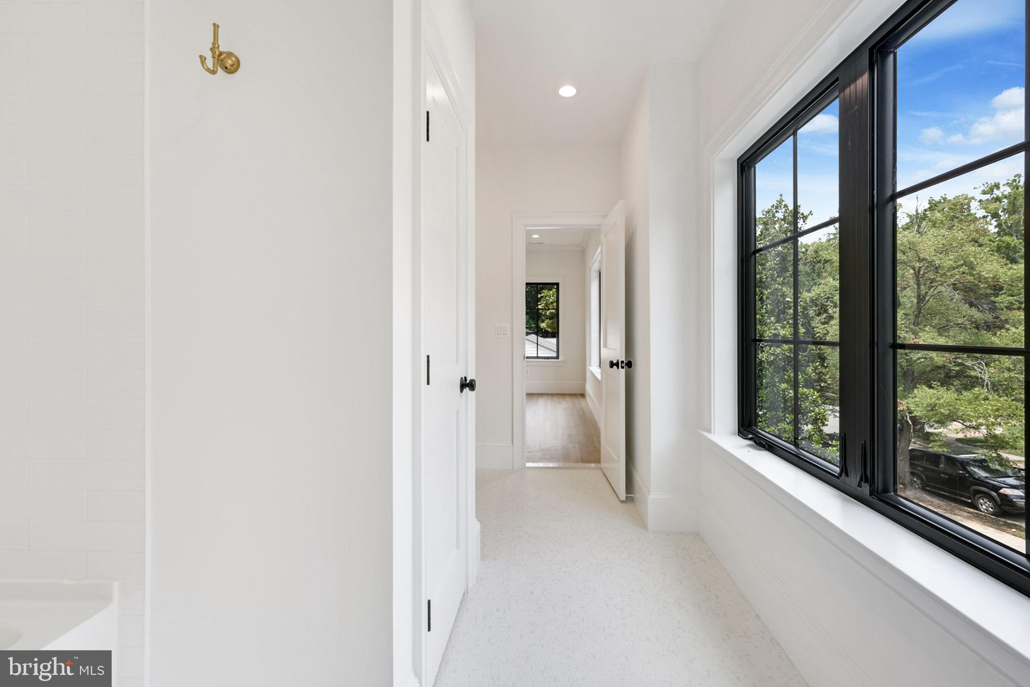 Real estate listing preview #46