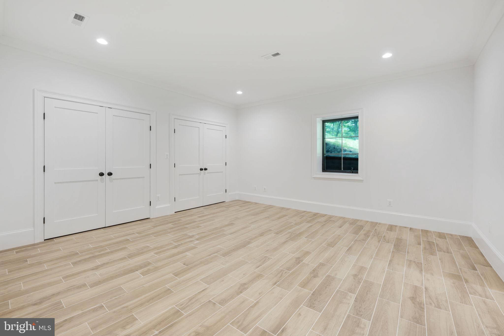 Real estate listing preview #75