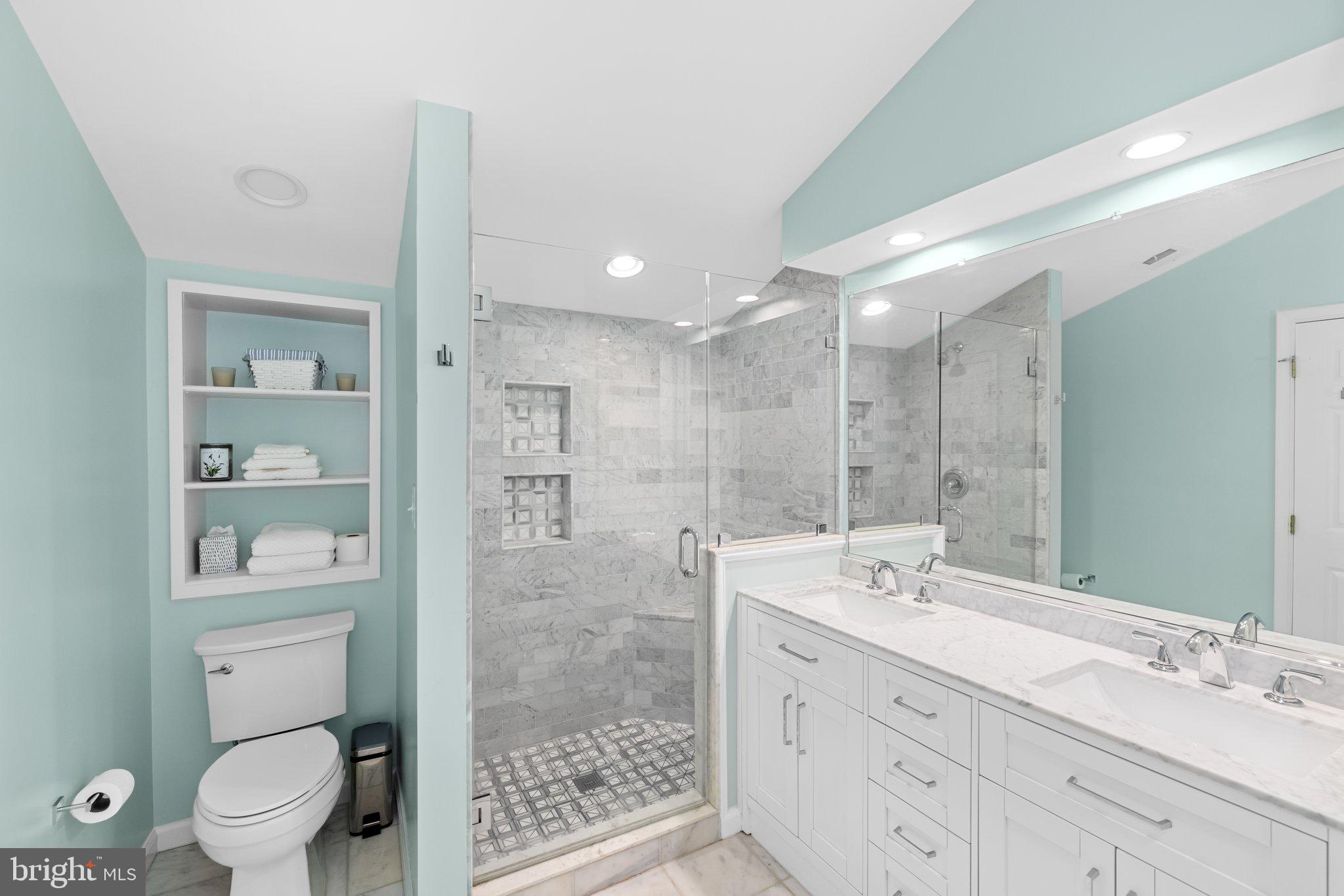 Real estate listing preview #16